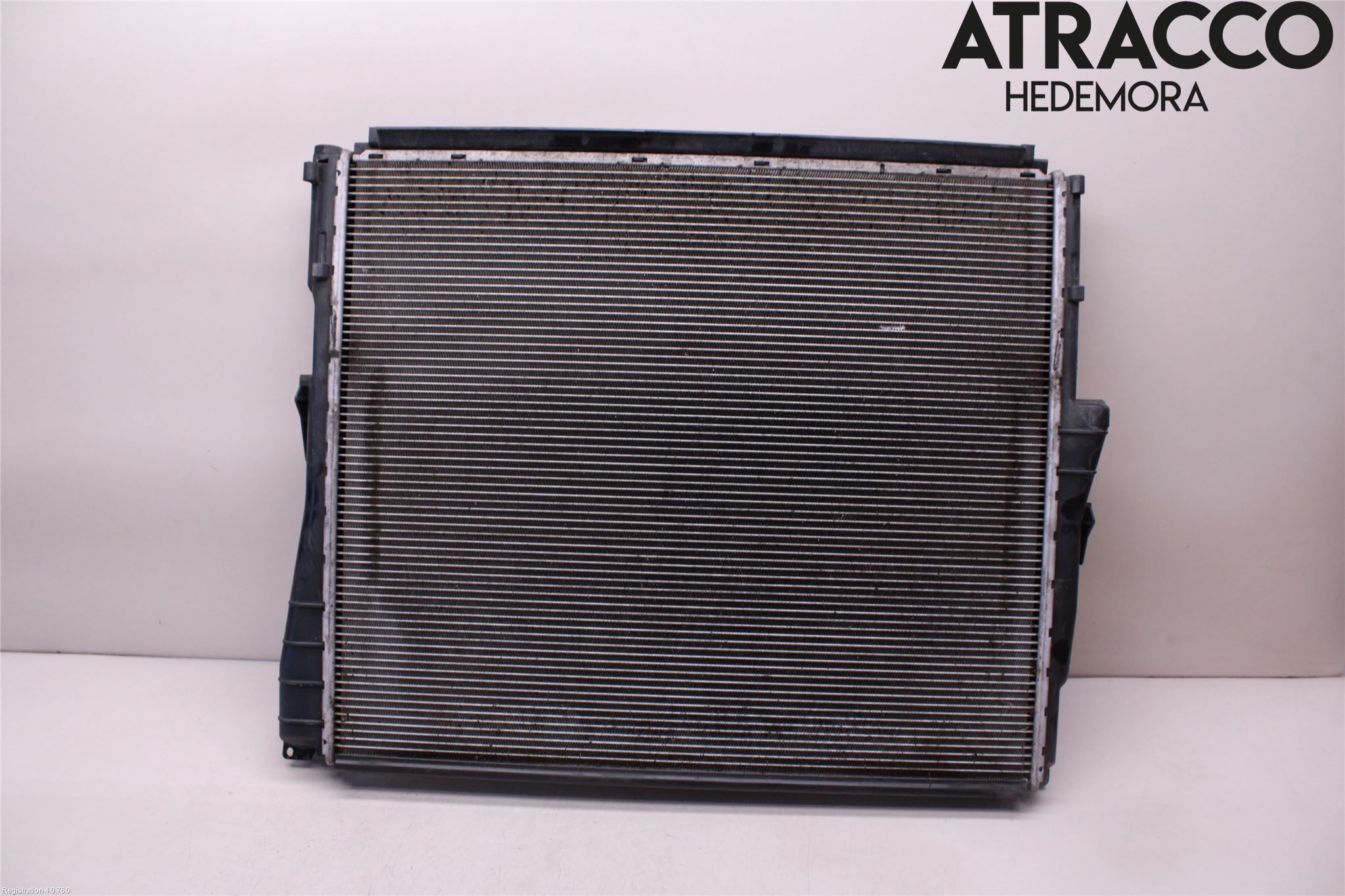 BMW X3 E83     03-10 Radiator Automat
