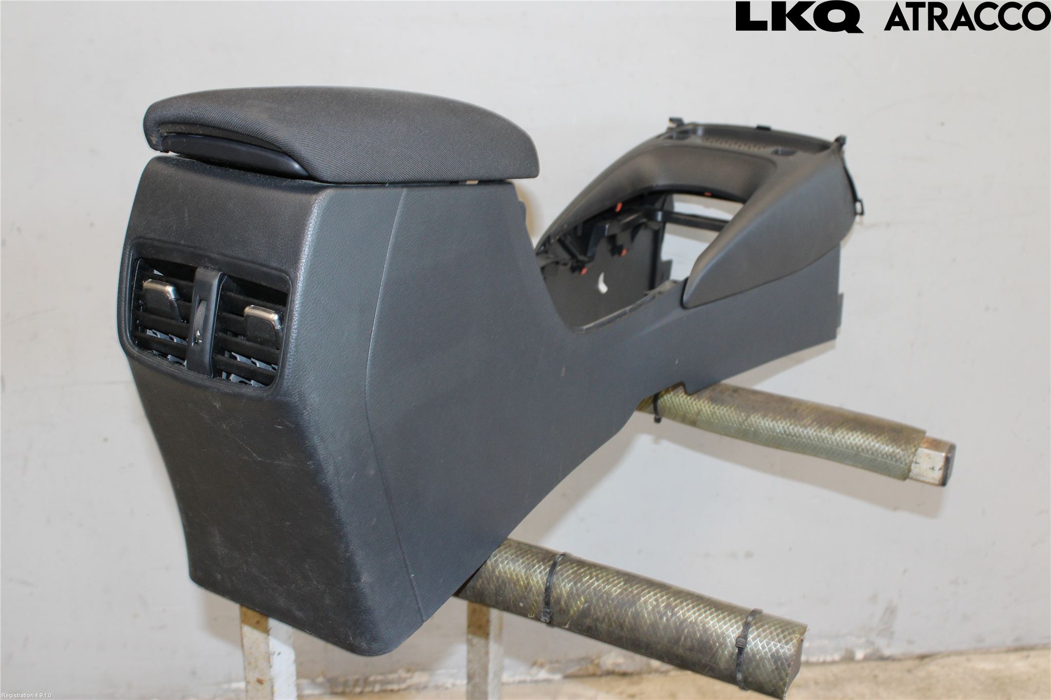 Toyota COROLLA 19- Instrumentkonsoll Gulv