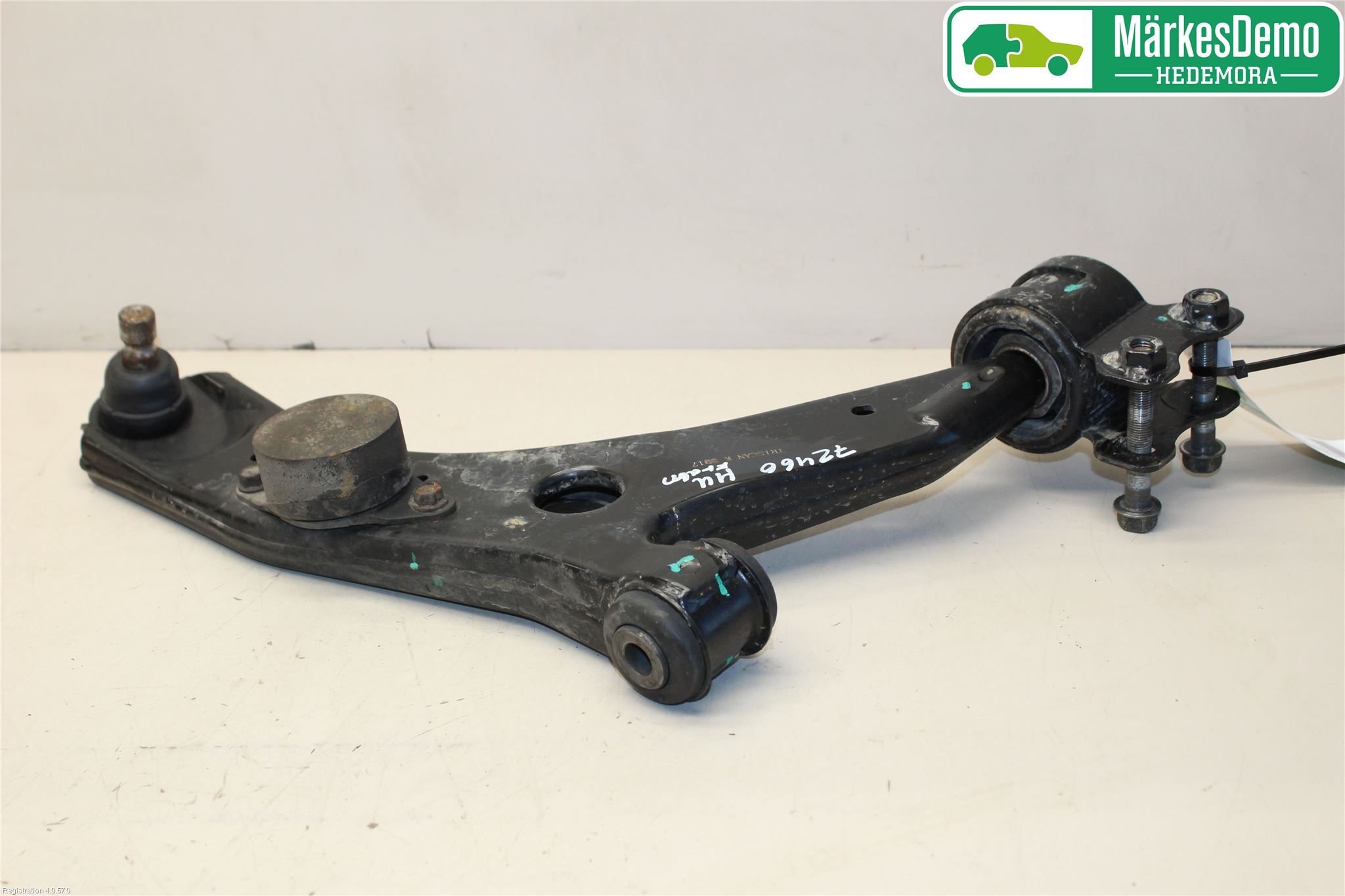 Mazda 5 05-10 Bærearm Foran Høyre Nedre
