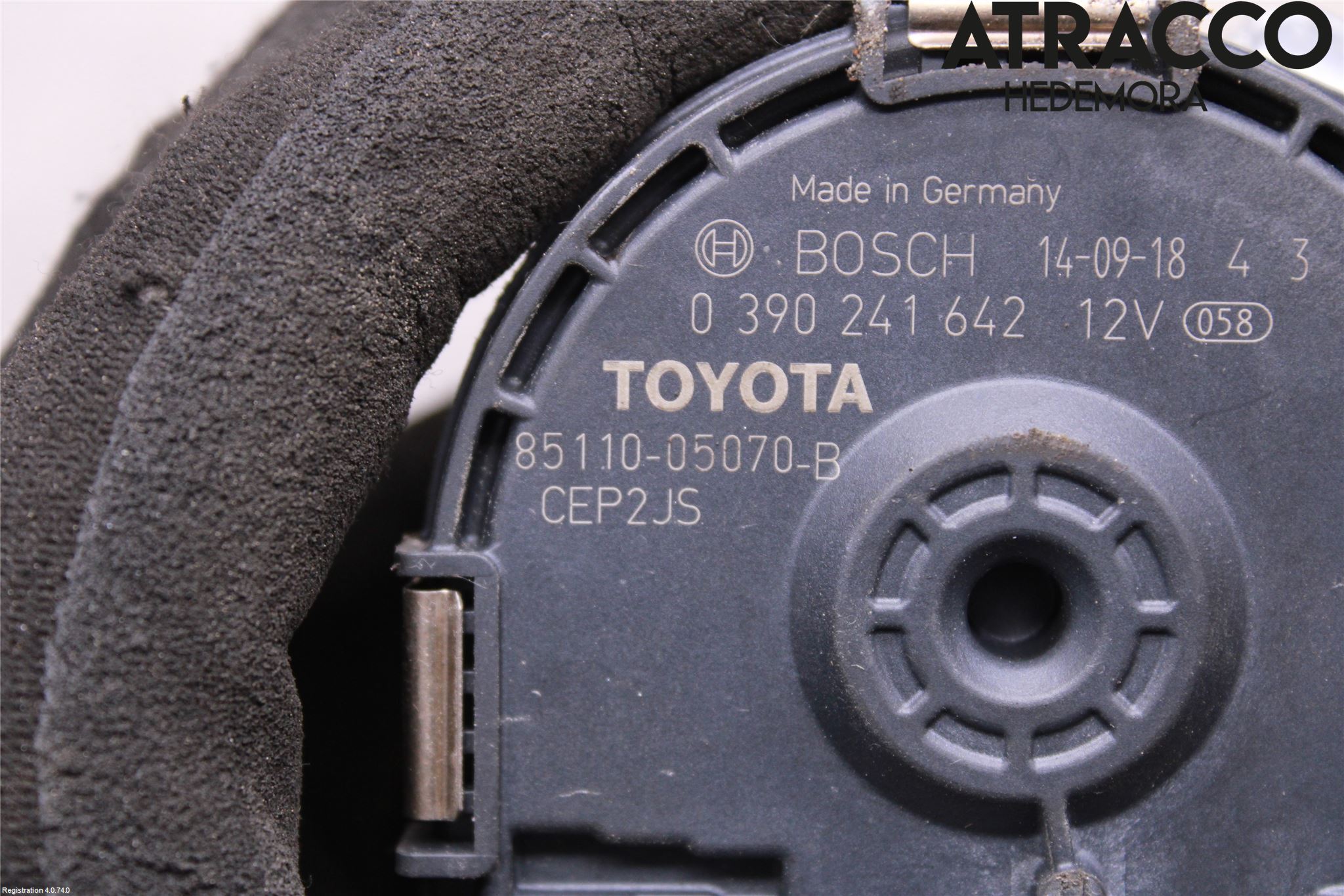 Toyota AVENSIS 09-15 Viskermotor Frontrute