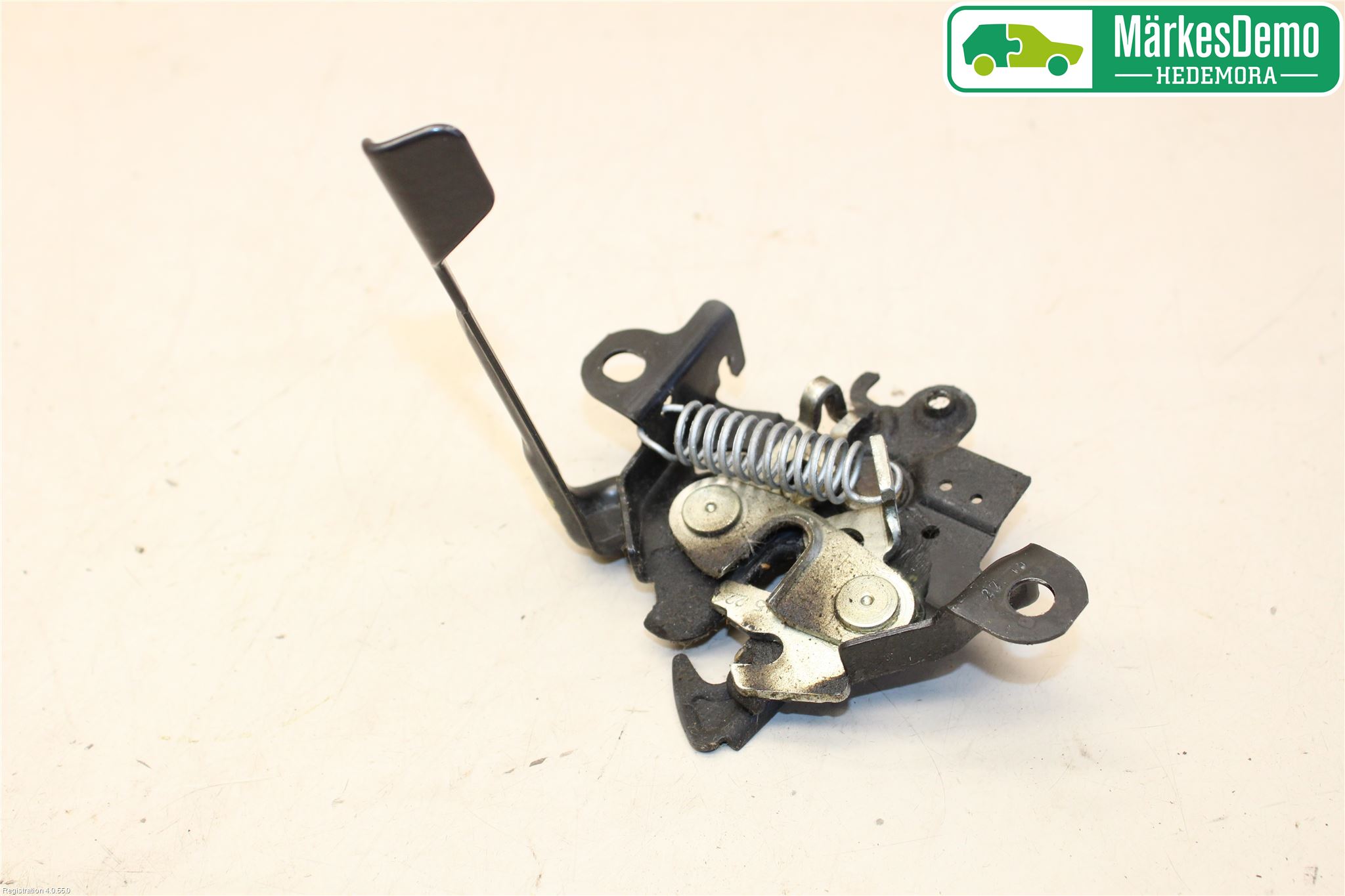 Toyota YARIS XP130 15-20 Panser Stormkrok