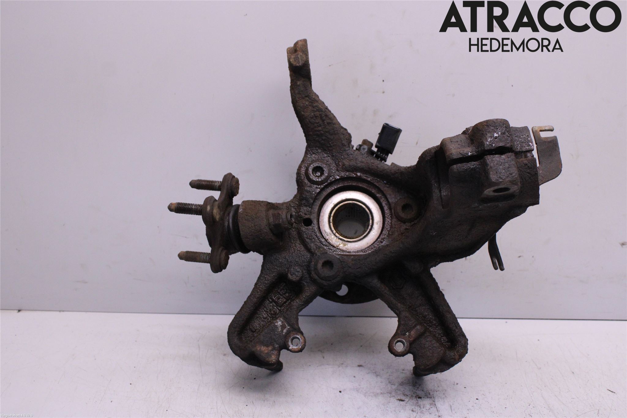 Volkswagen VW GOLF V 04-09 Spindel Vf