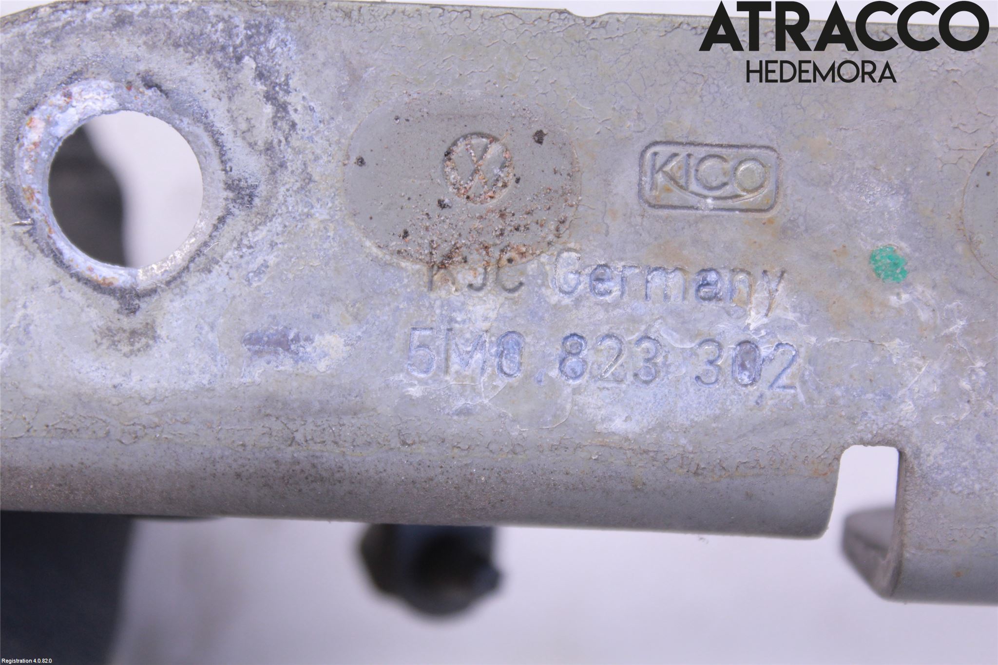Volkswagen VW GOLF PLUS/CROSS GOLF 04-14 Panser Hengsel - Hengsler