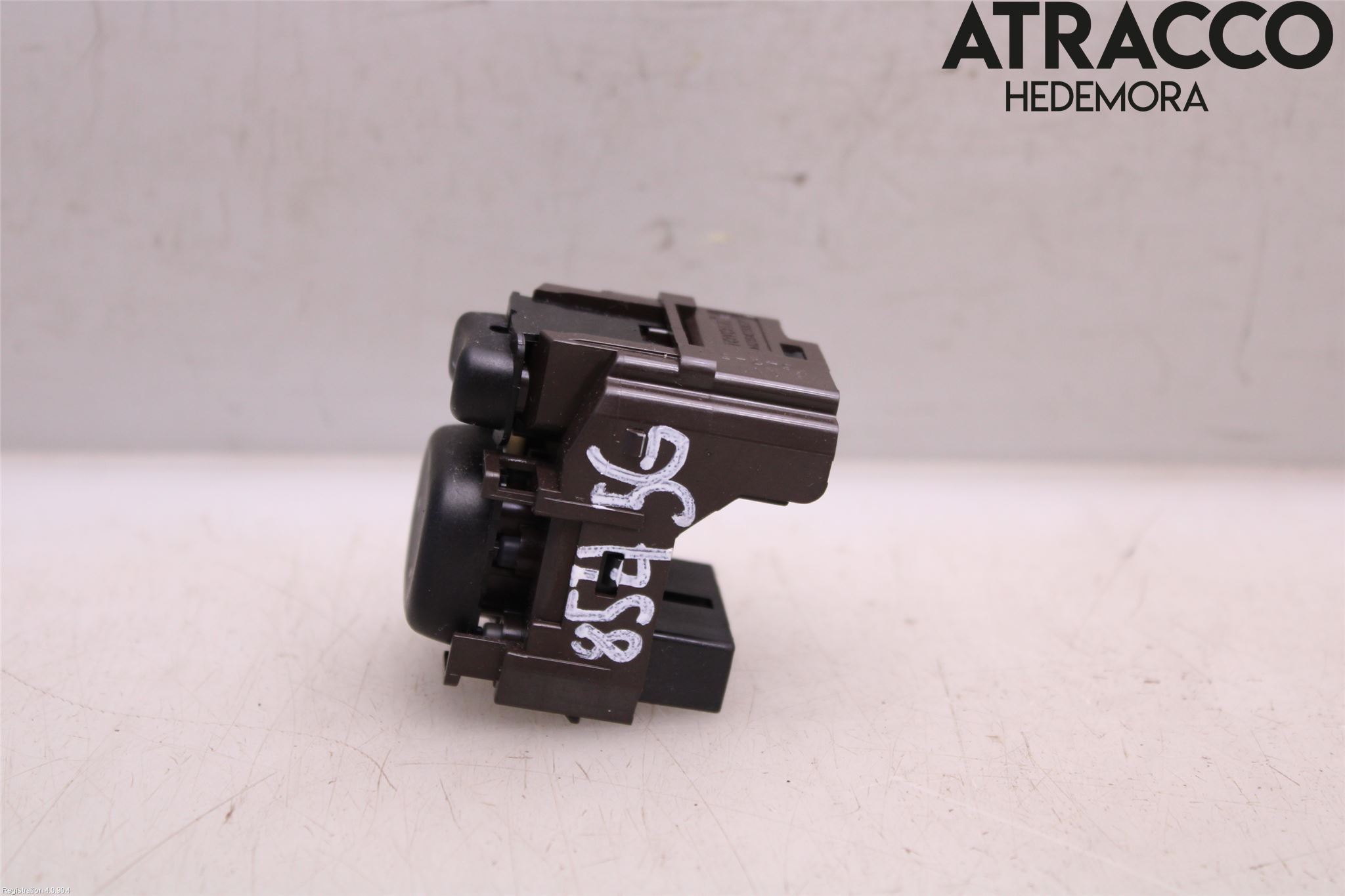 Toyota AVENSIS 09-15 Bryter Speil