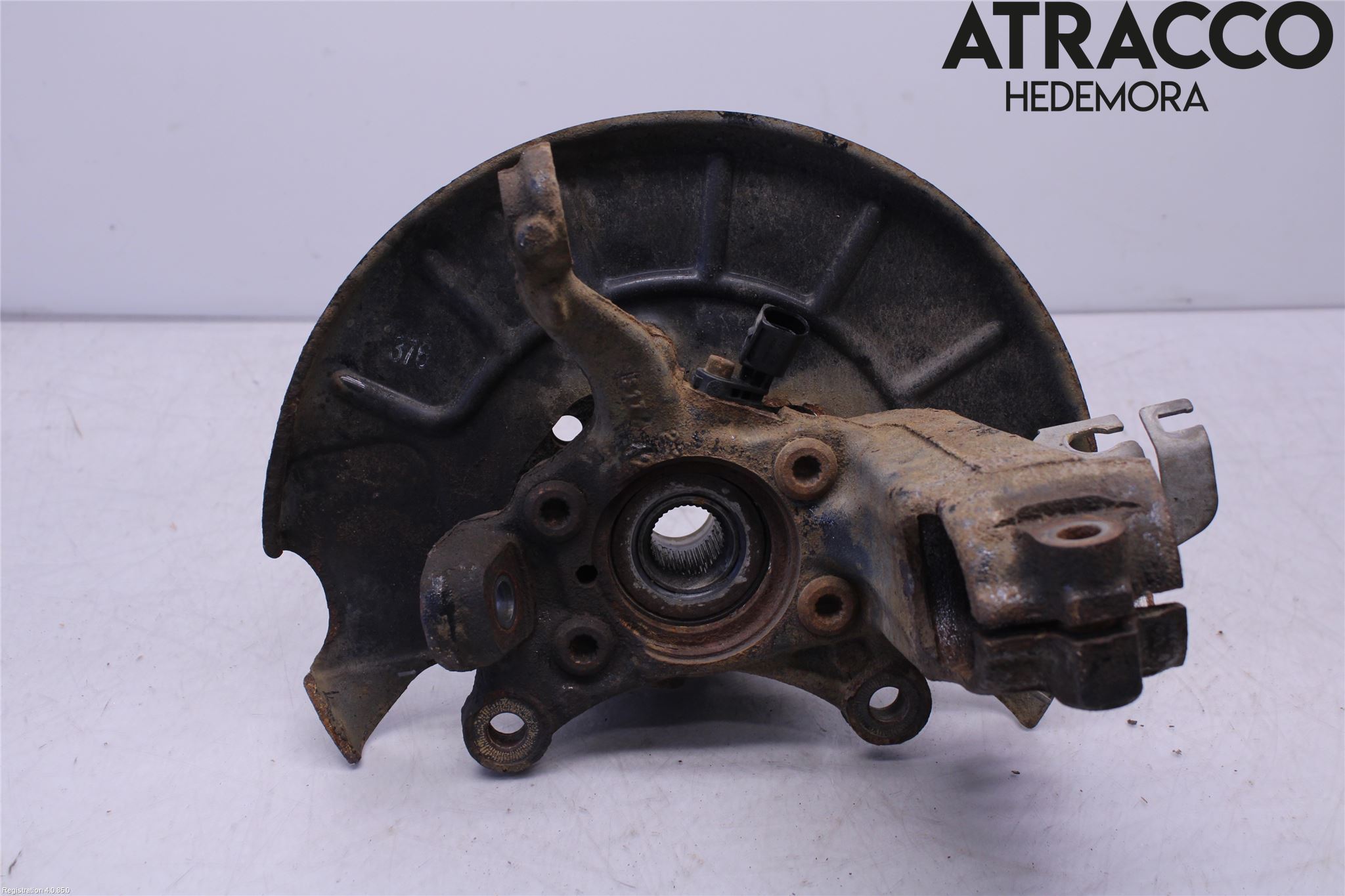Audi Q3 8U 12-18 Spindel Vf