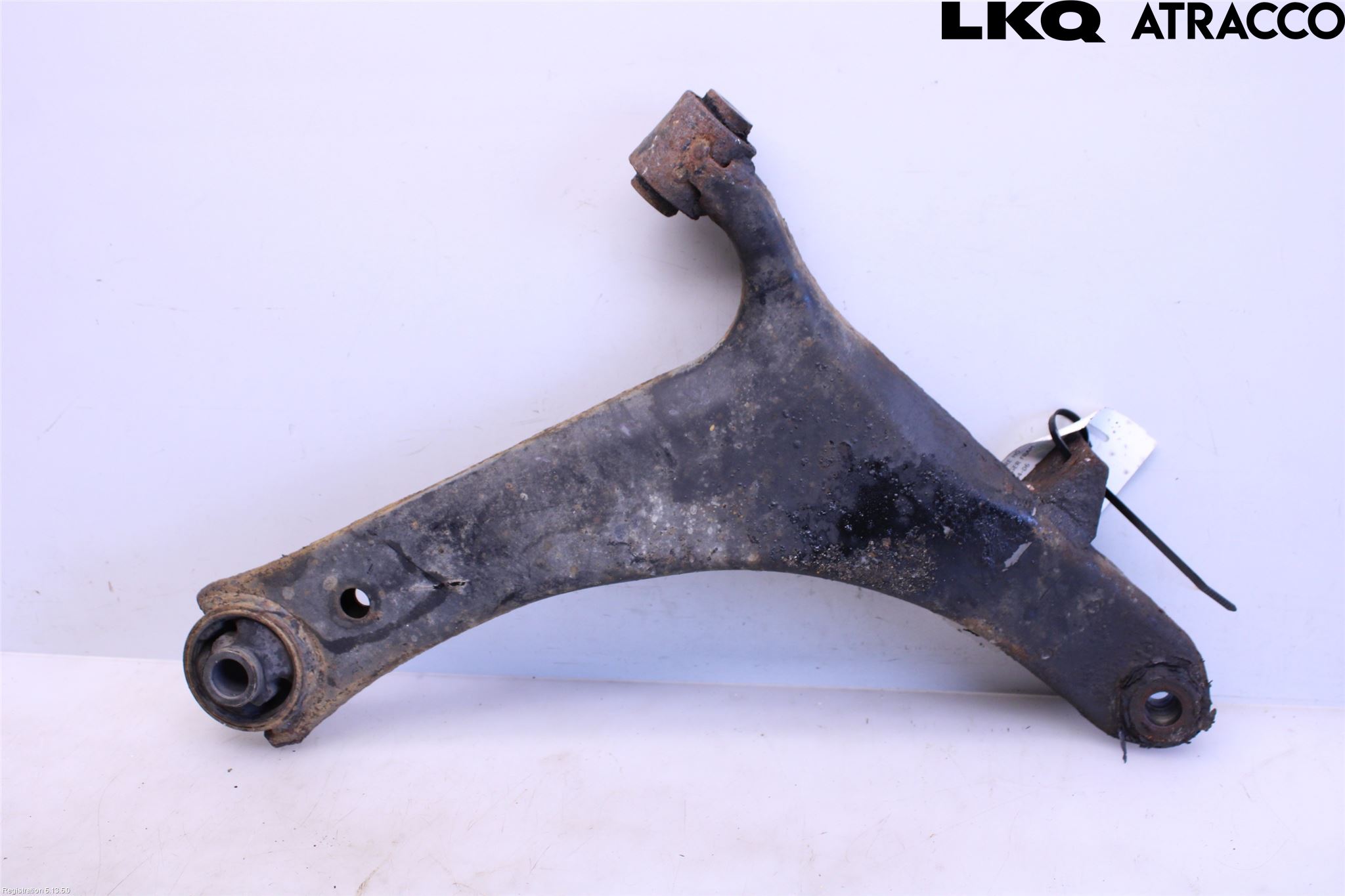 Subaru LEGACY    04-06 Bærearm Foran Høyre Nedre