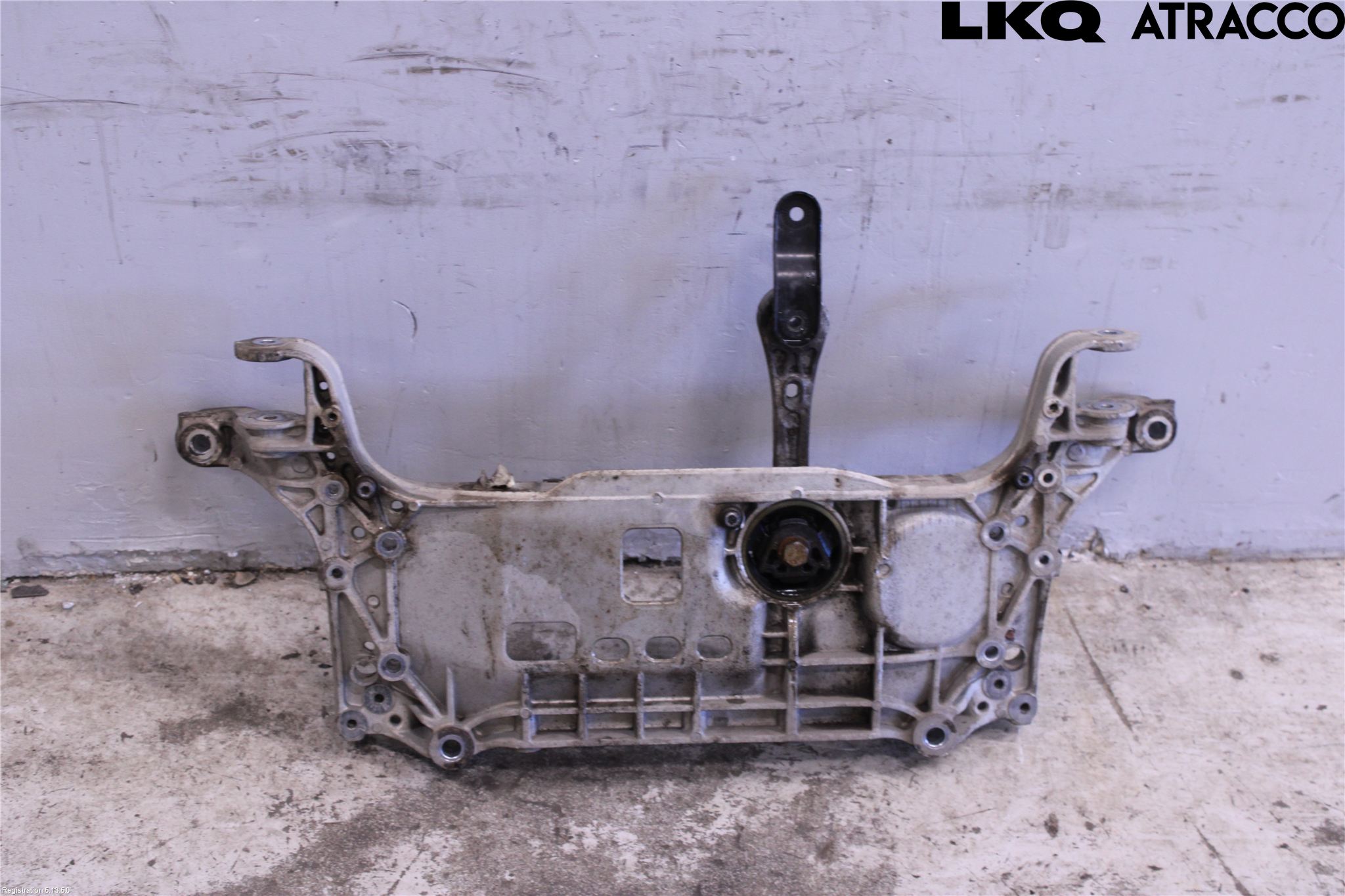 Volkswagen VW PASSAT 11-14 Forstillingsbjelke(Tvergående)