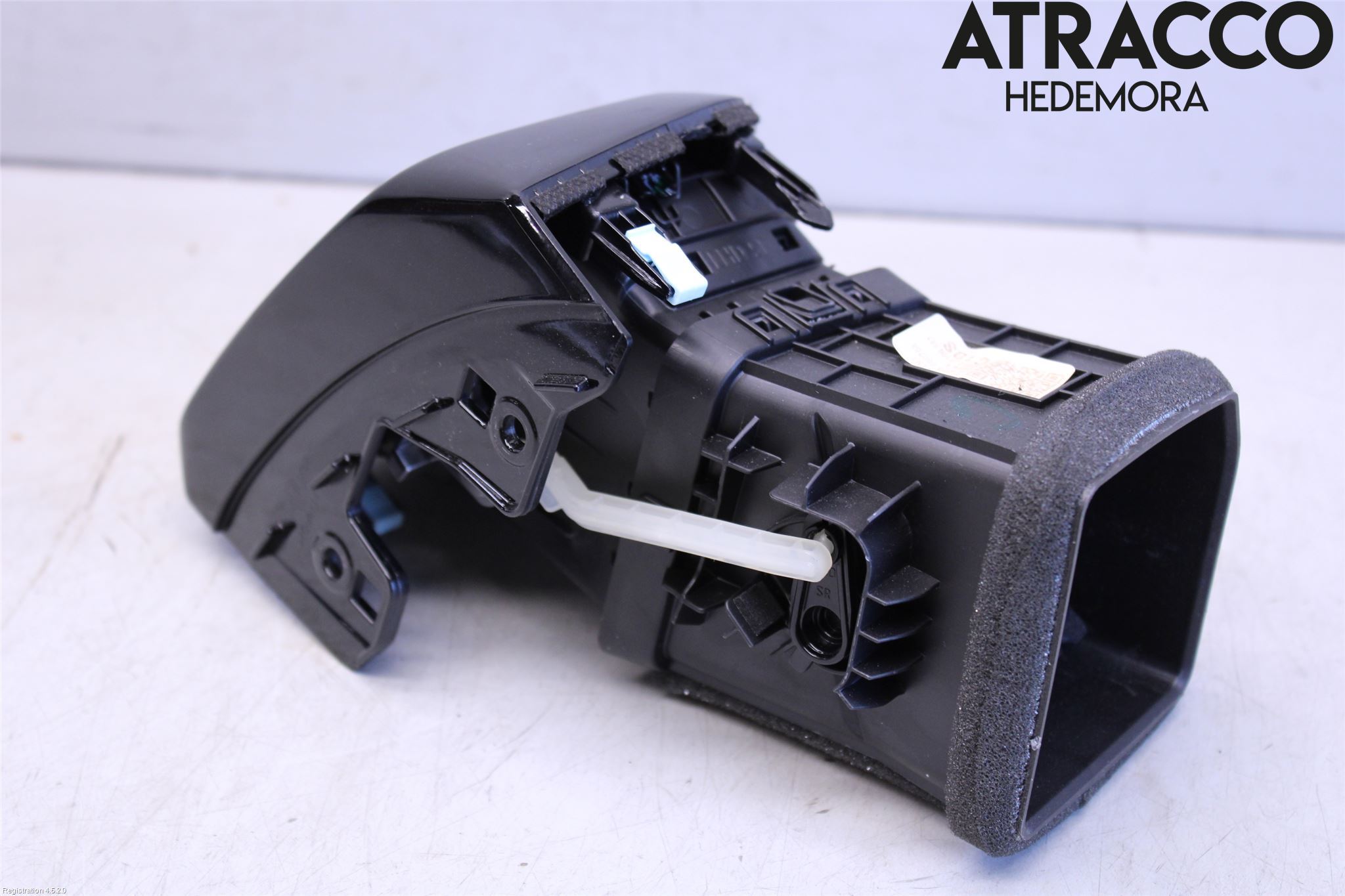 Kia PROCEED 19- Dashbord Kanal - Dyse