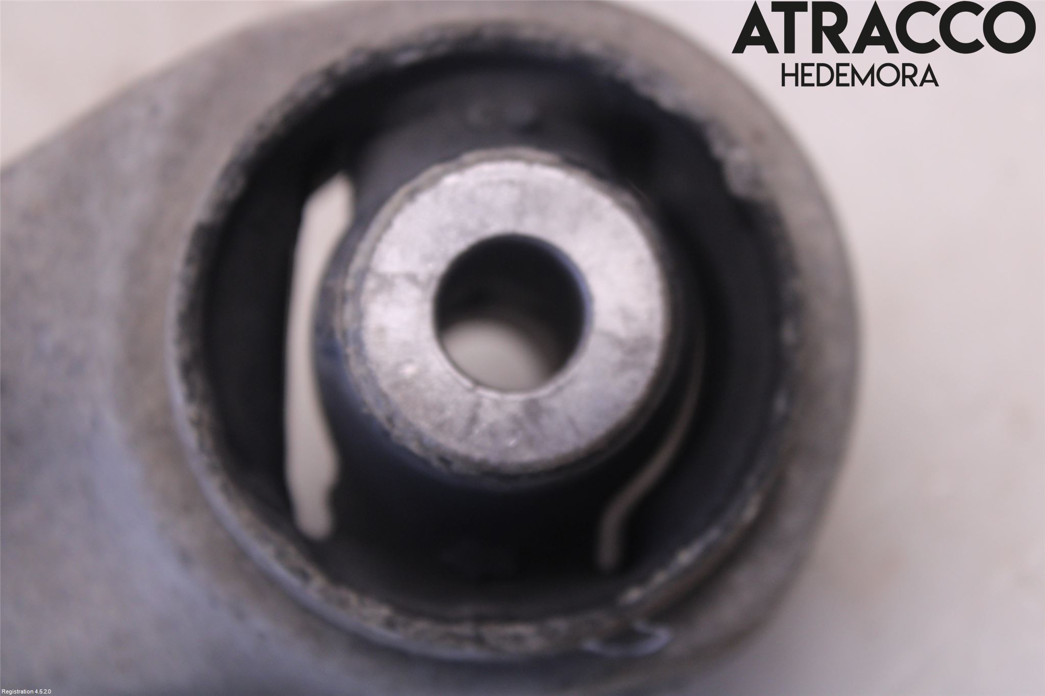 BMW 5 F10/F11/F18 09-17 Bærearm Foran Venstre Nedre
