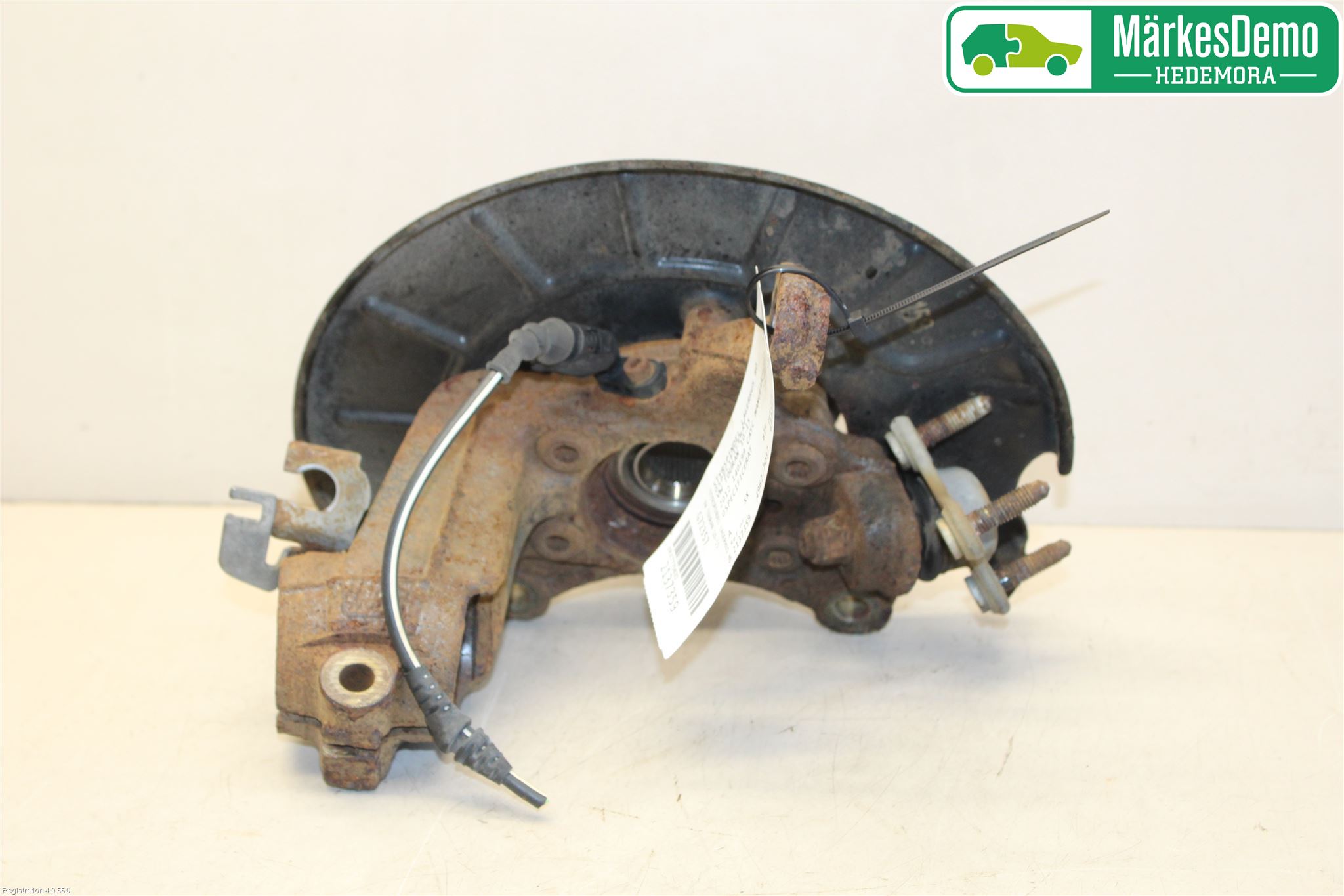 Volkswagen VW TOURAN 10-15 Spindel Hf