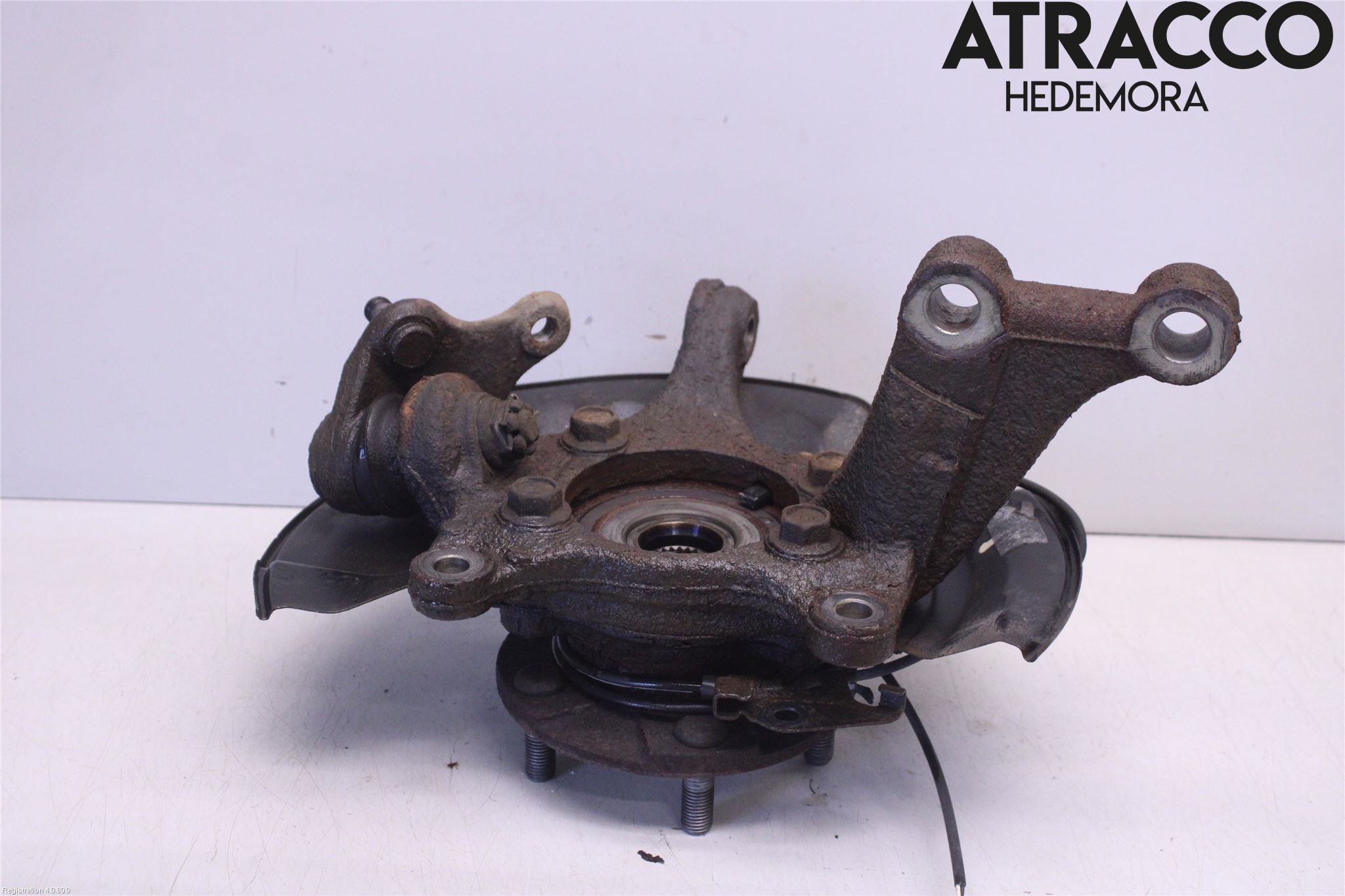 Toyota RAV 4 06-12 Spindel Vf
