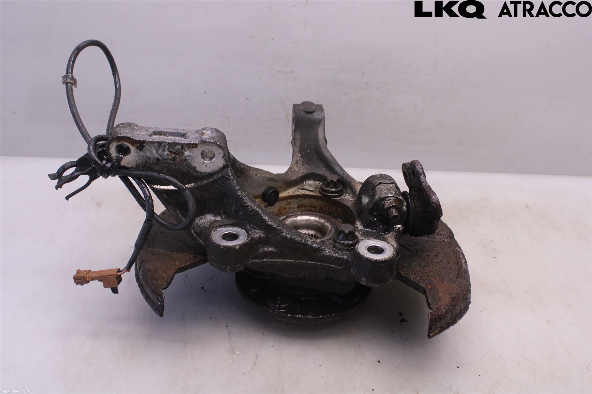 Saab 9-5     06-10 Spindel Hf