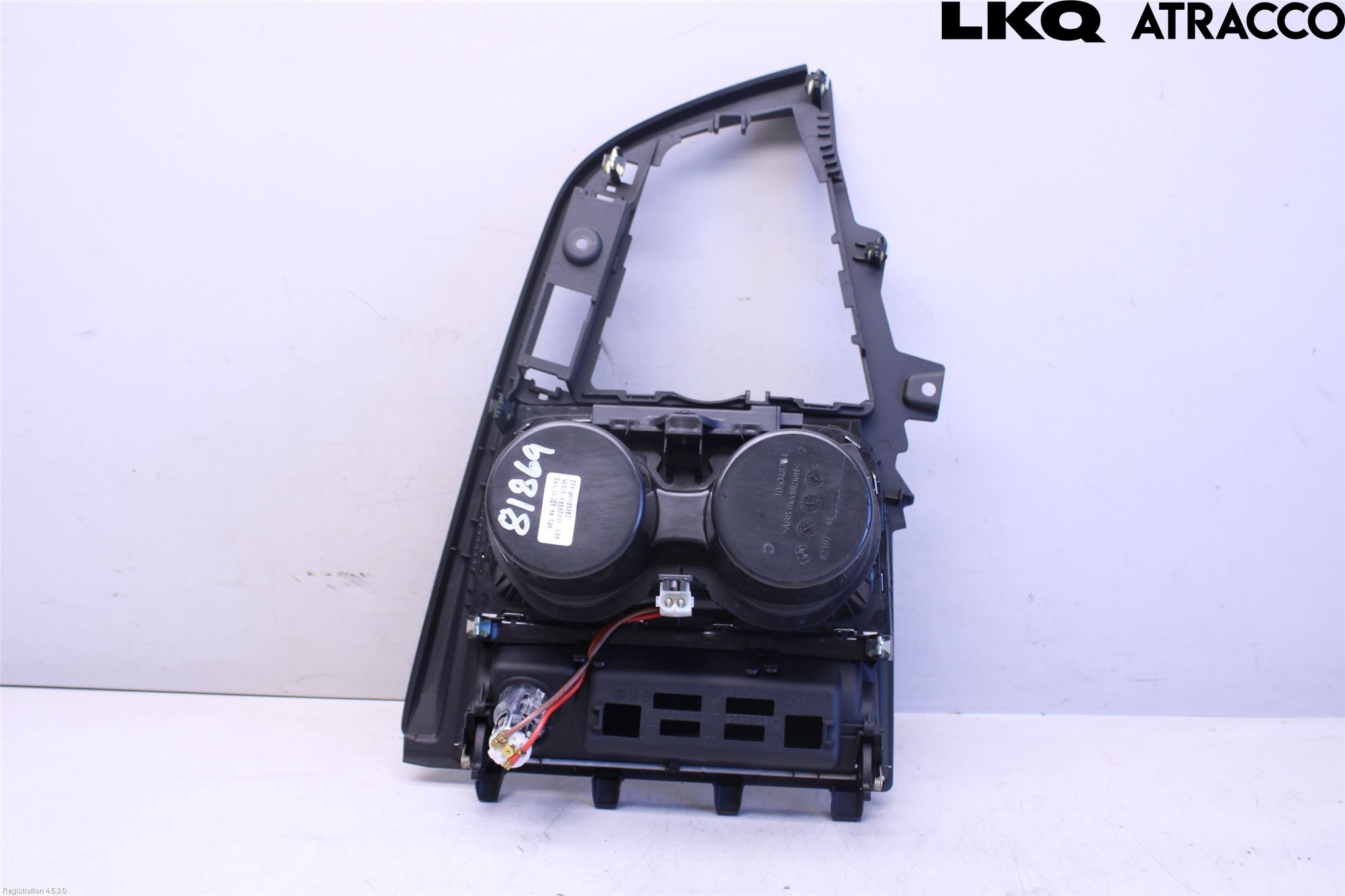 BMW 3 F30/F31/F80 12-19 Innr Koppholder