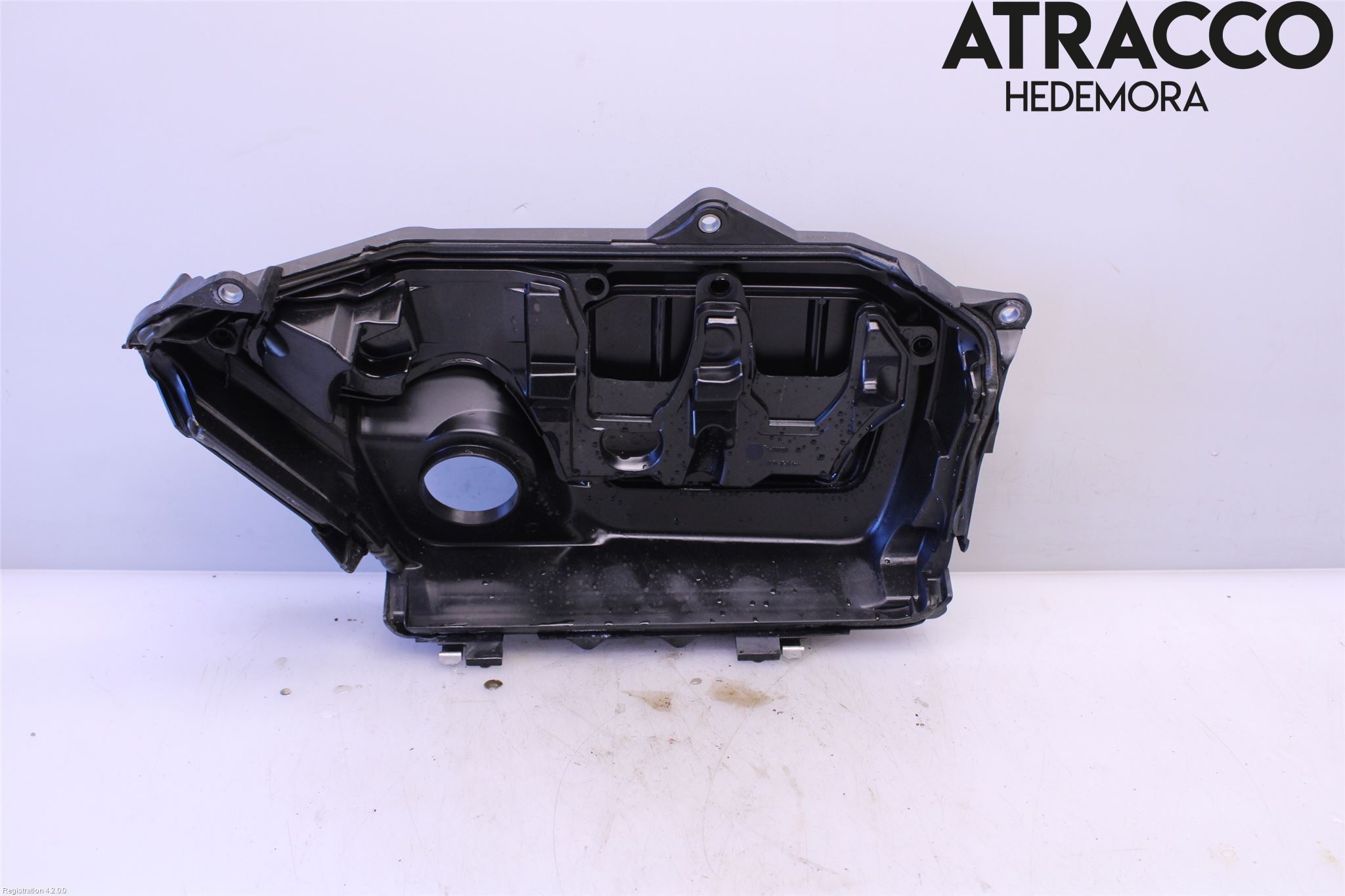 Nissan NV300 16-22 Motor Deksel Over Motor