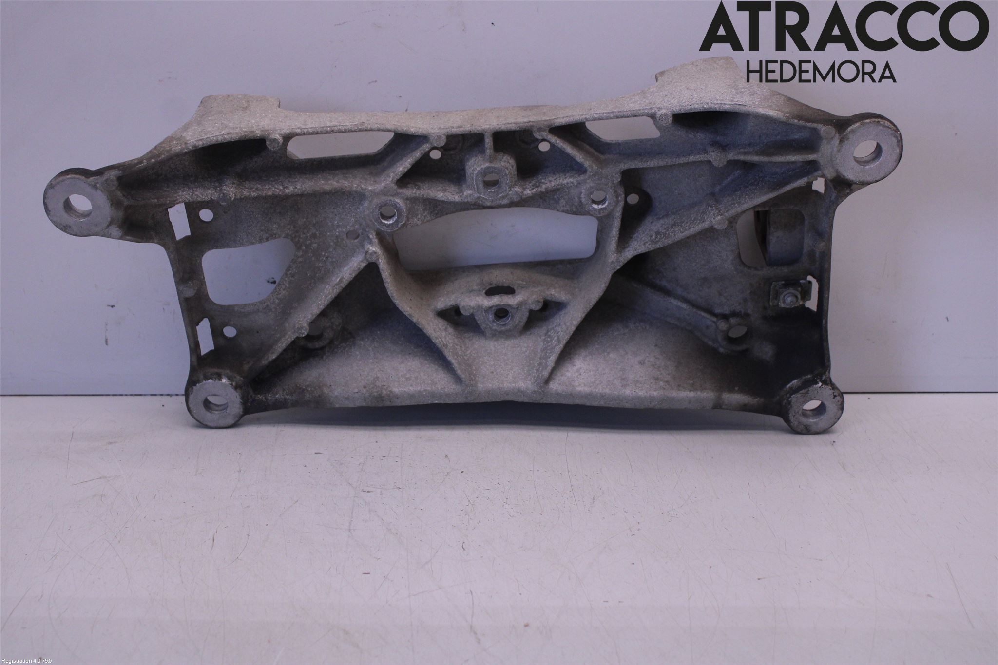 Audi A4/S4 B9 16-19 Gearkasse Bjelke - Travers