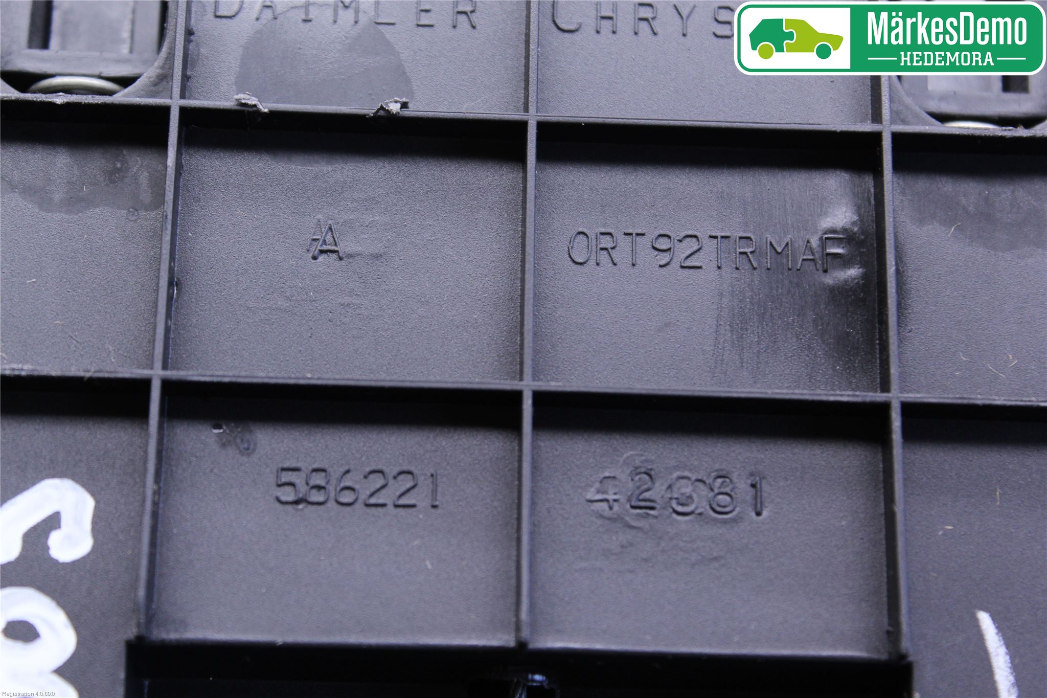 Chrysler CHR VOYAGER     04-07 Innr Konsoll-Lomme
