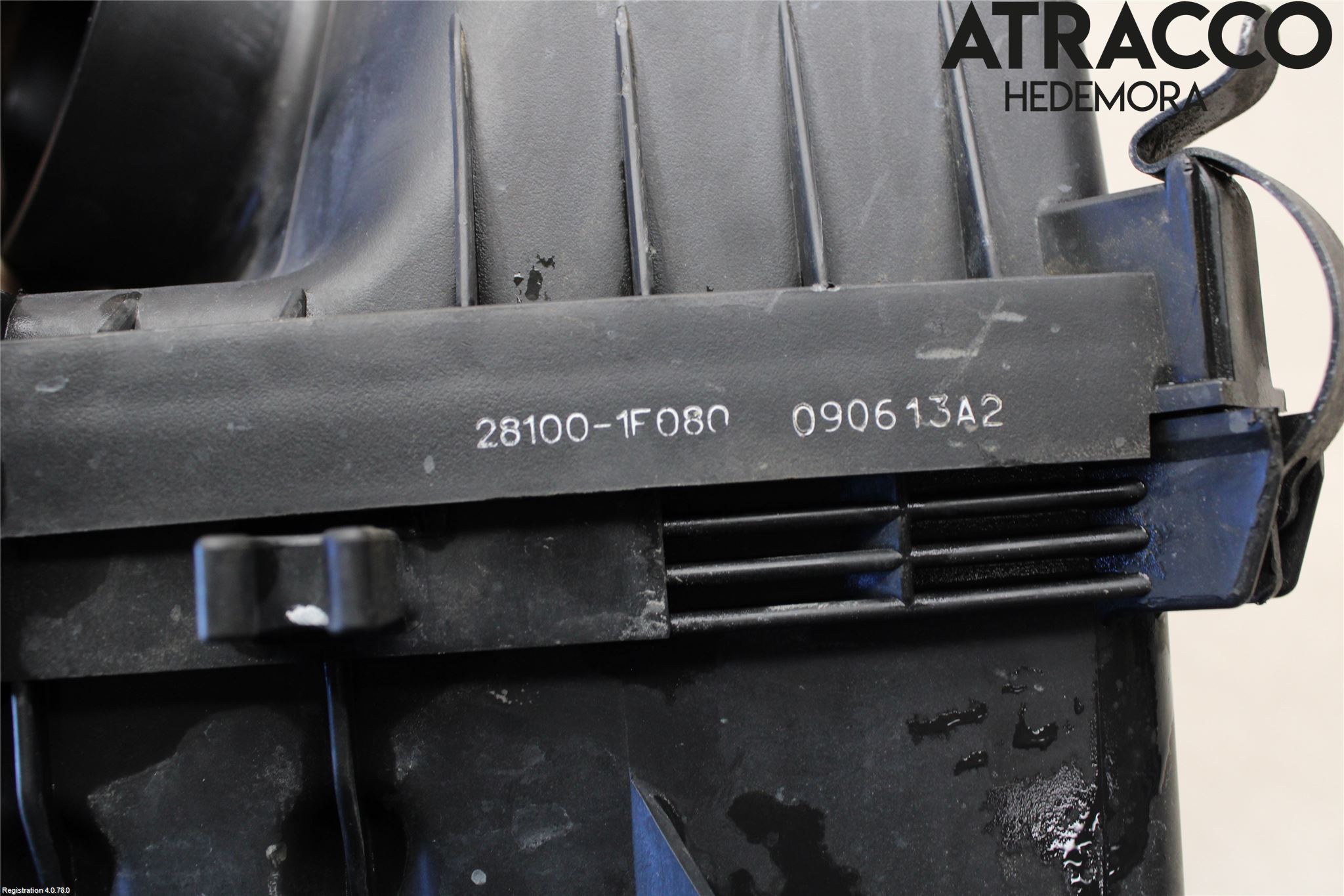 Kia SPORTAGE (JE) 05-10 Luftfilter Boks