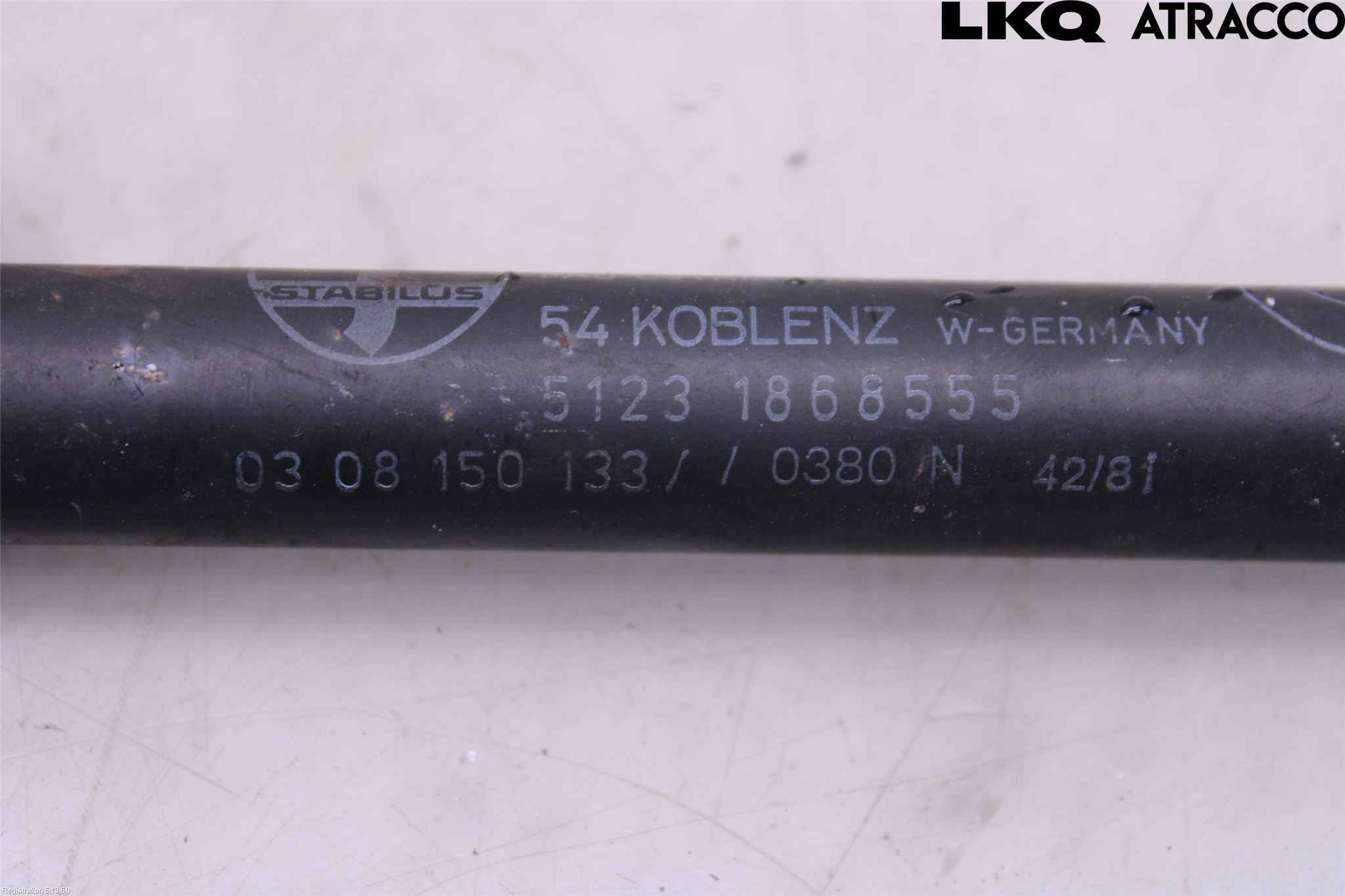 BMW 5 E28      81-88 Panser Demper-Gassfjær