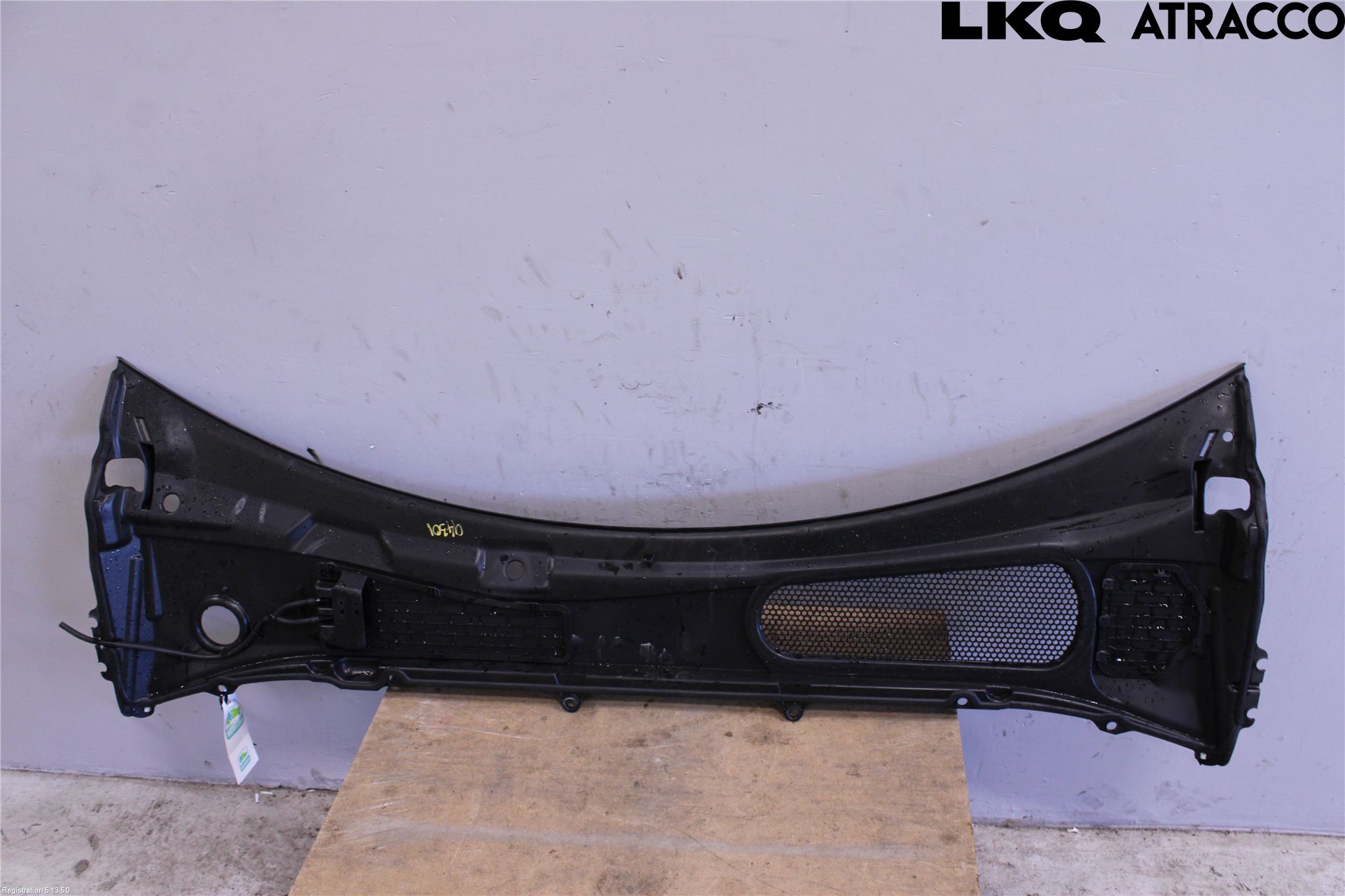 Volvo V60 19- Visker Deksel-Grill-Under Frr