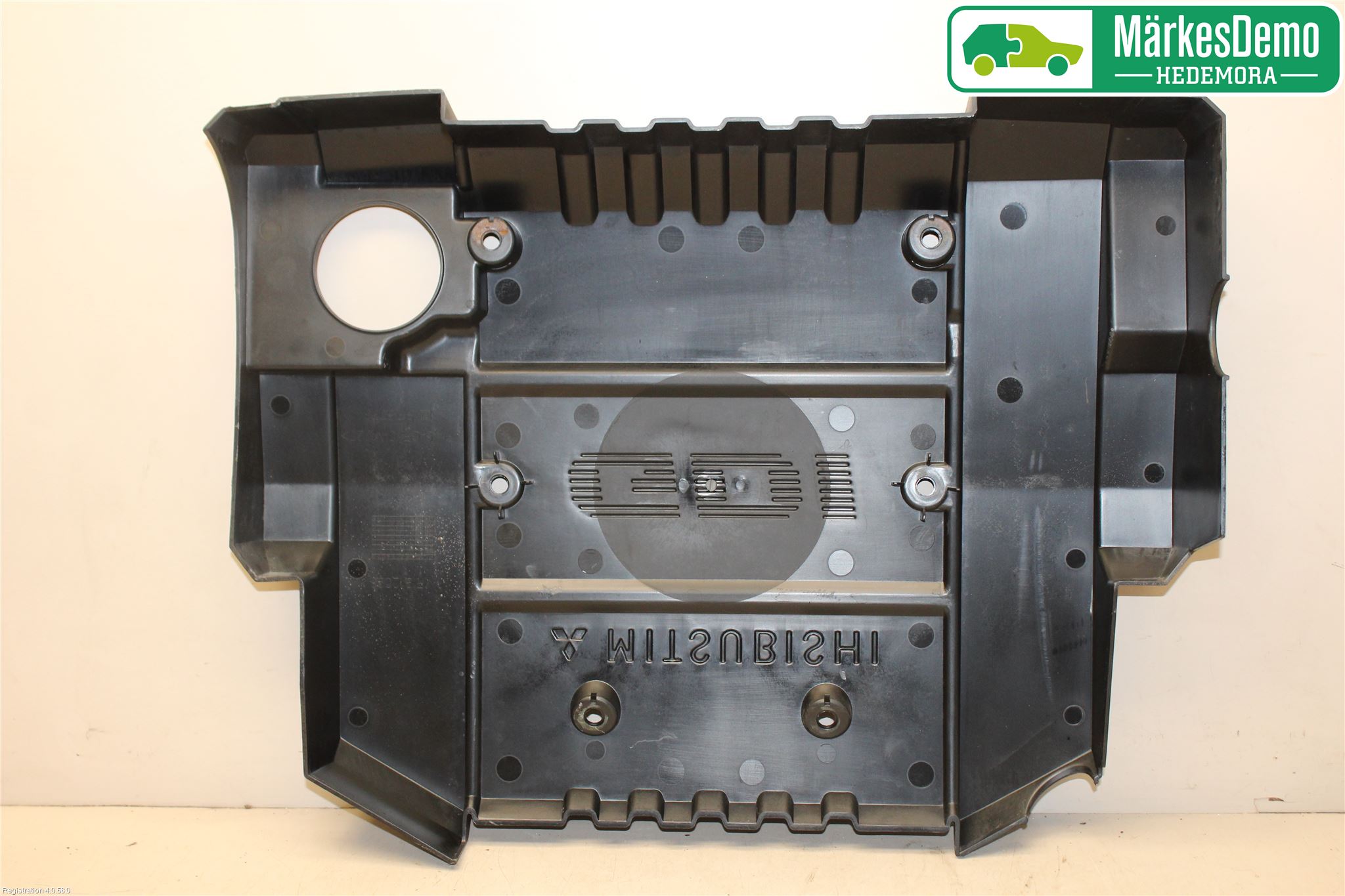 Mitsubishi CARISMA 00-04 Motor Deksel Over Motor