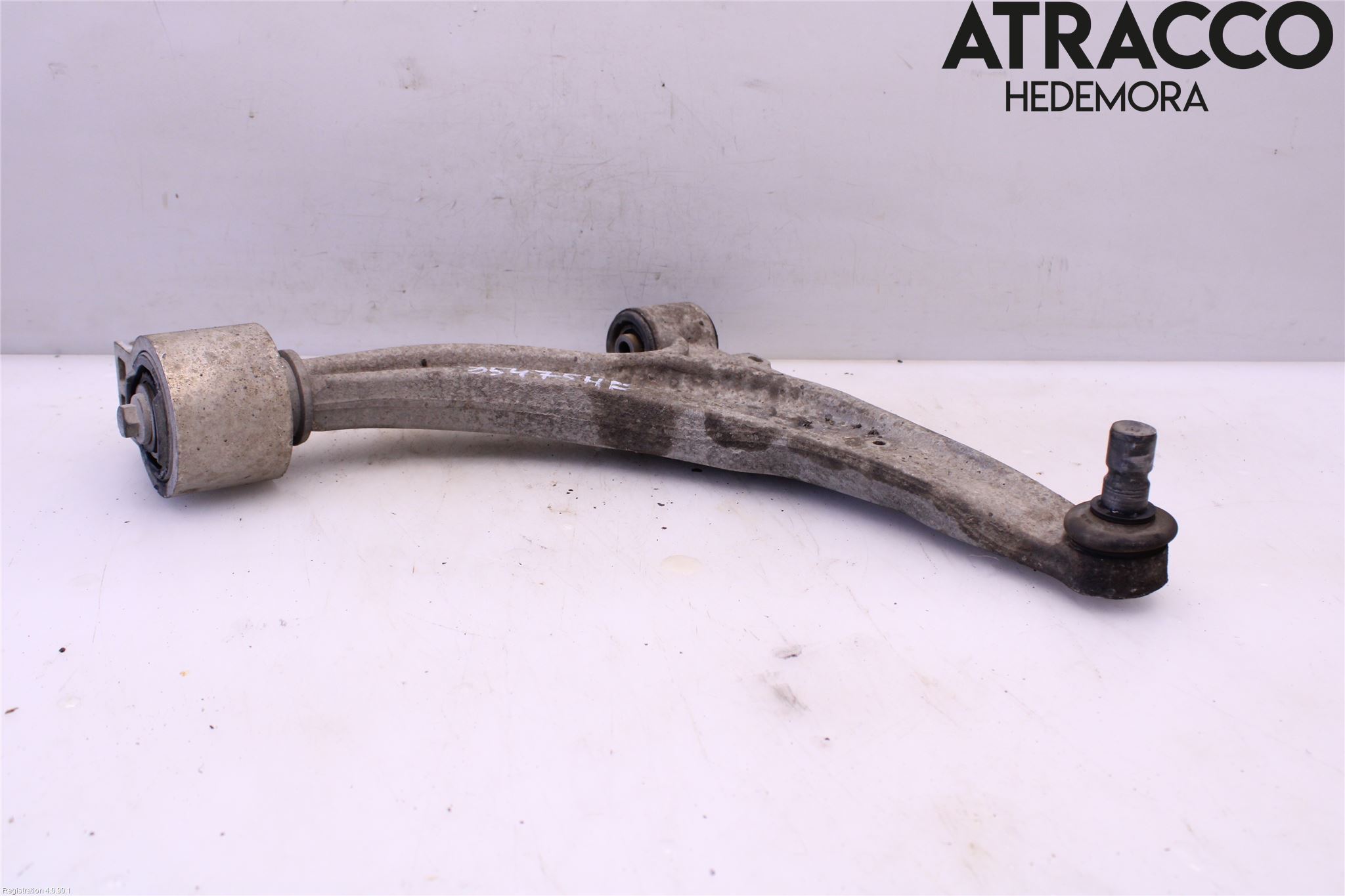 Opel ASTRA J 10-15 Bærearm Foran Høyre Nedre