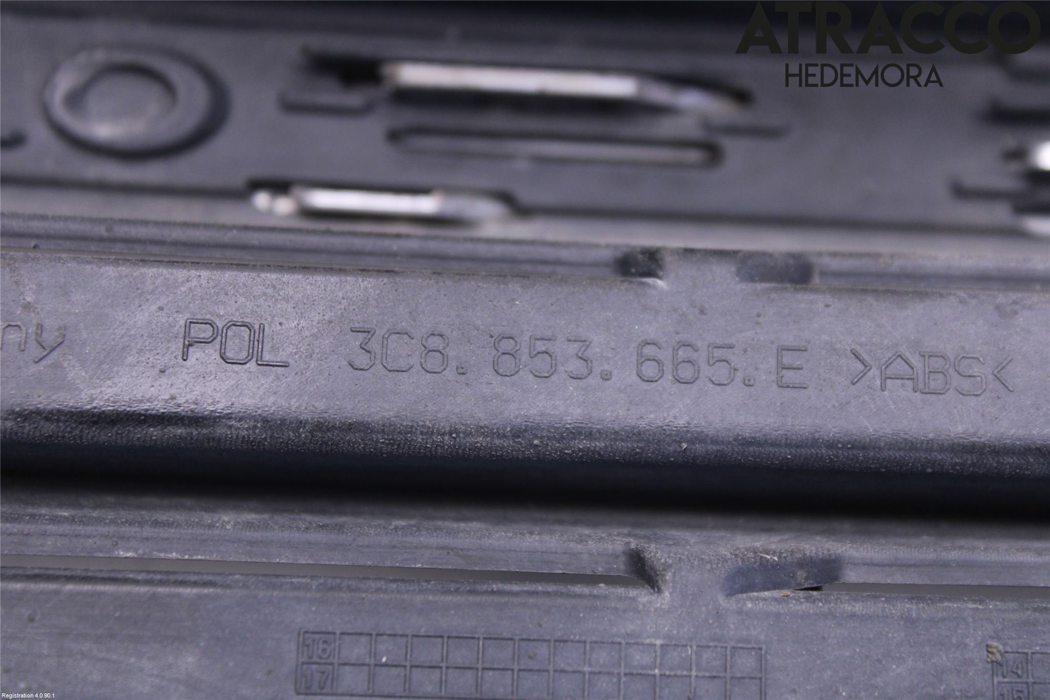 Volkswagen VW PASSAT 11-14 Grilldel Venstre