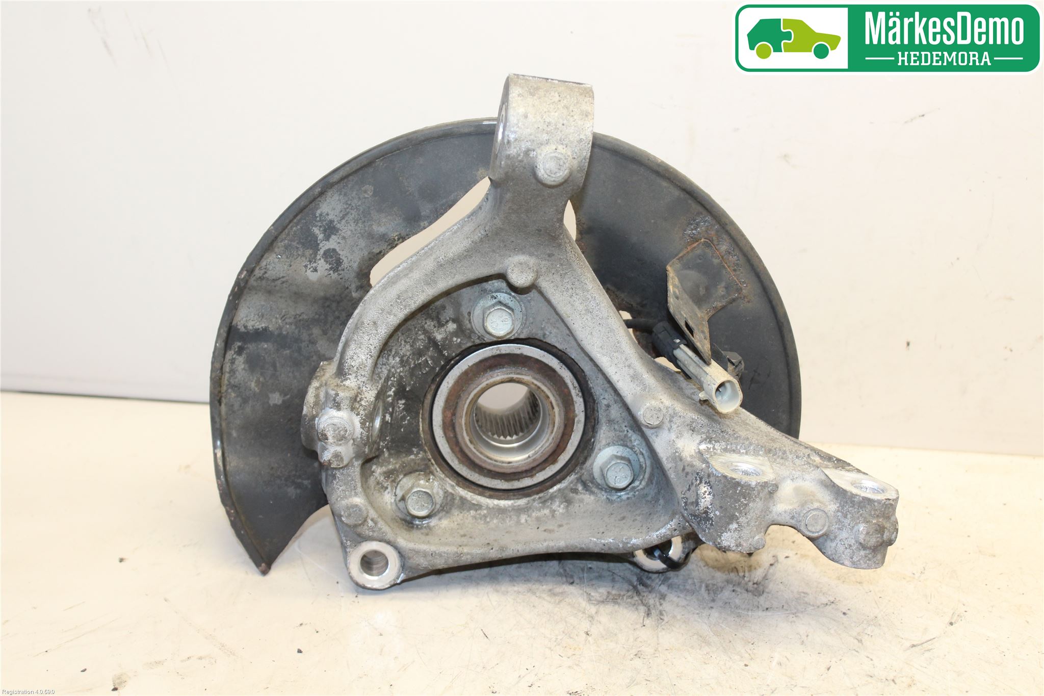 Chevrolet CAPTIVA Spindel Vf