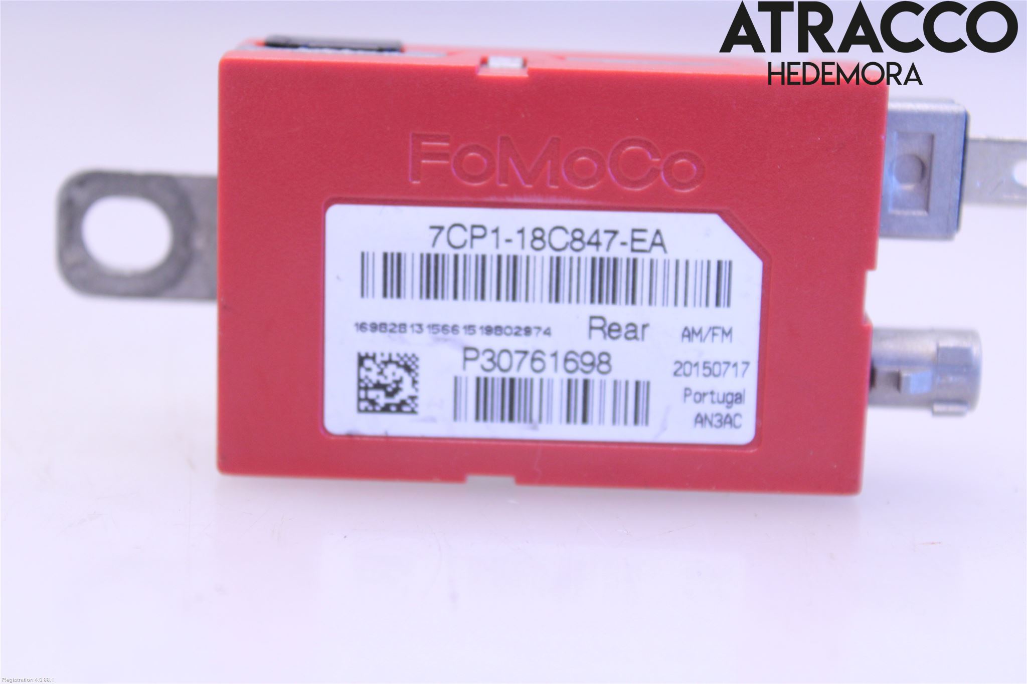 Volvo V40 CROSS COUNTRY 13-19 Stereo Antenneforsterker