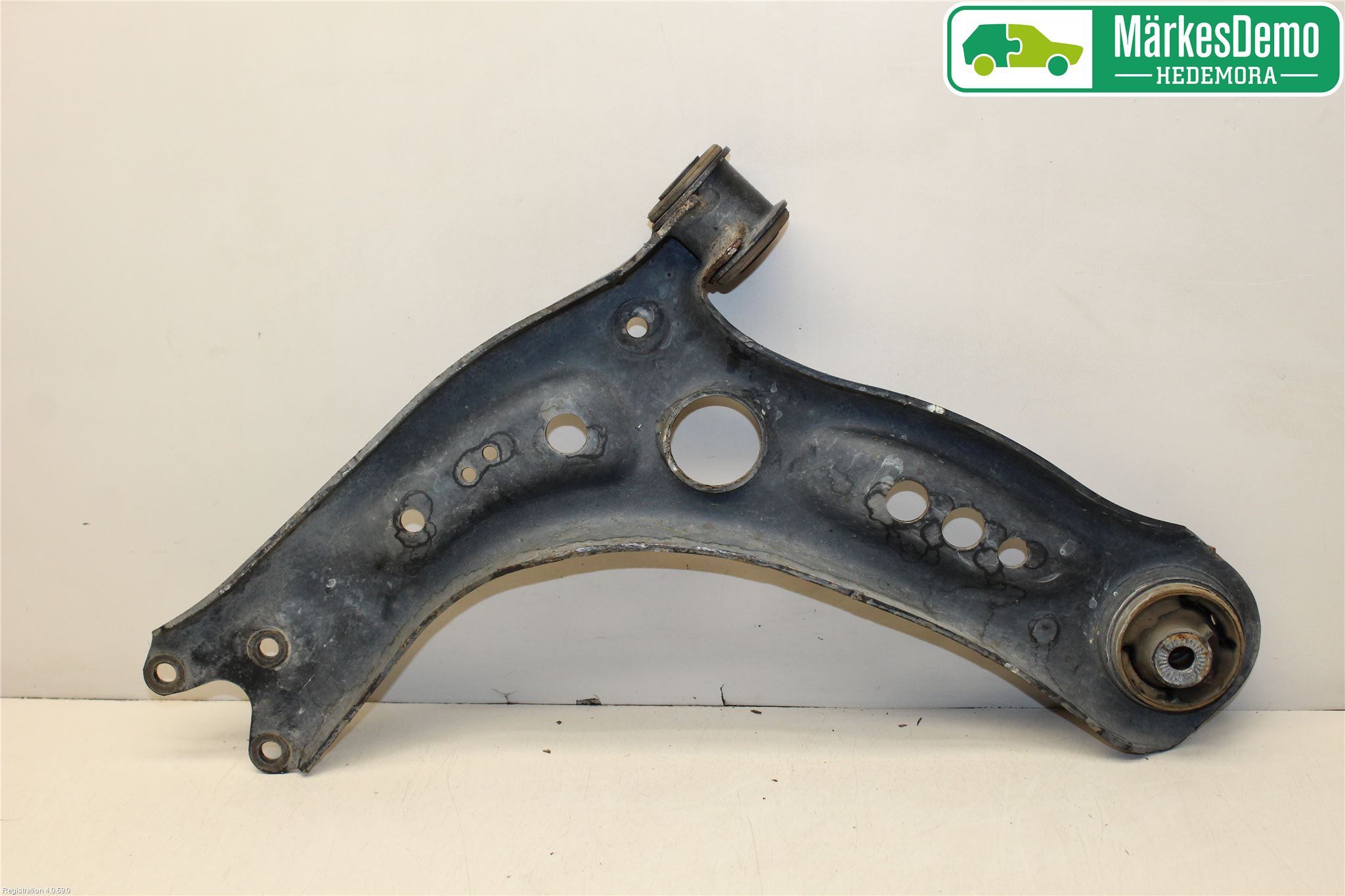 Volkswagen VW GOLF / E-GOLF VII 13-20 Bærearm Foran Høyre Nedre