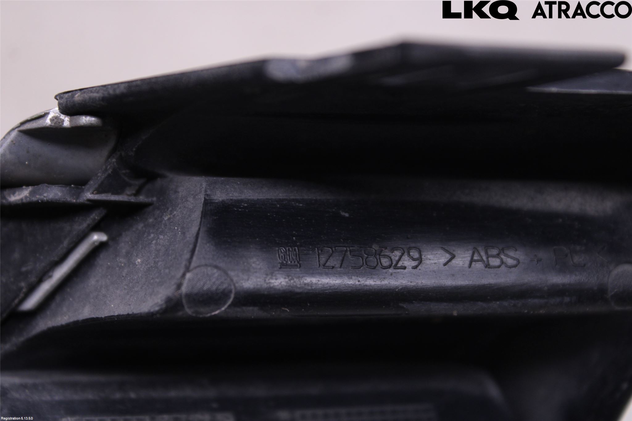 Saab 9-5     06-10 Frontlykt Ramme H Lyktering