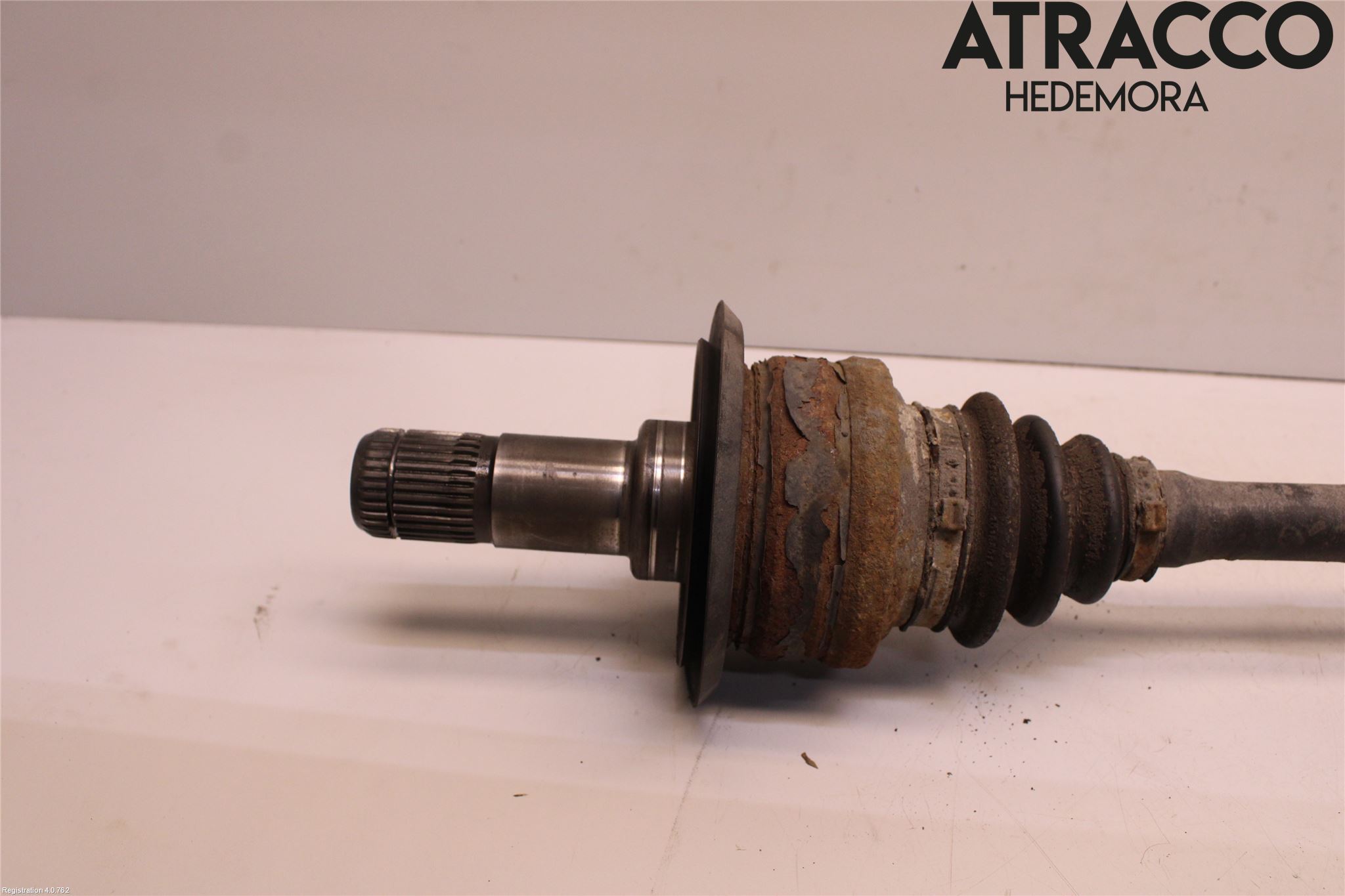 BMW 1 F20/F21 11-19 Drivaksel Bak Kompl Venstre