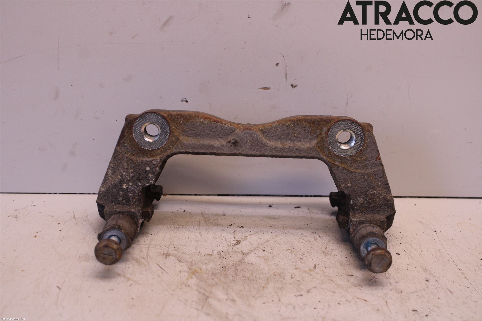 Toyota AVENSIS 16-18 Bremsecaliper Feste Holder