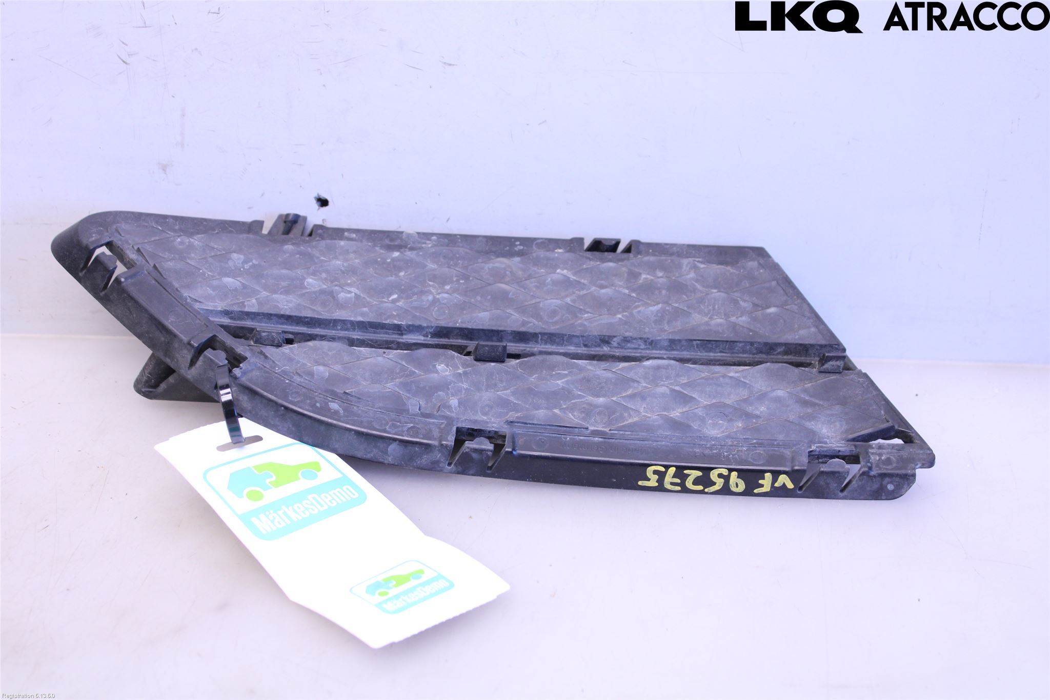 BMW 3 E90/91 SED/TOU 05-12 Frontlykt Kurve-Tåkelys Ramme
