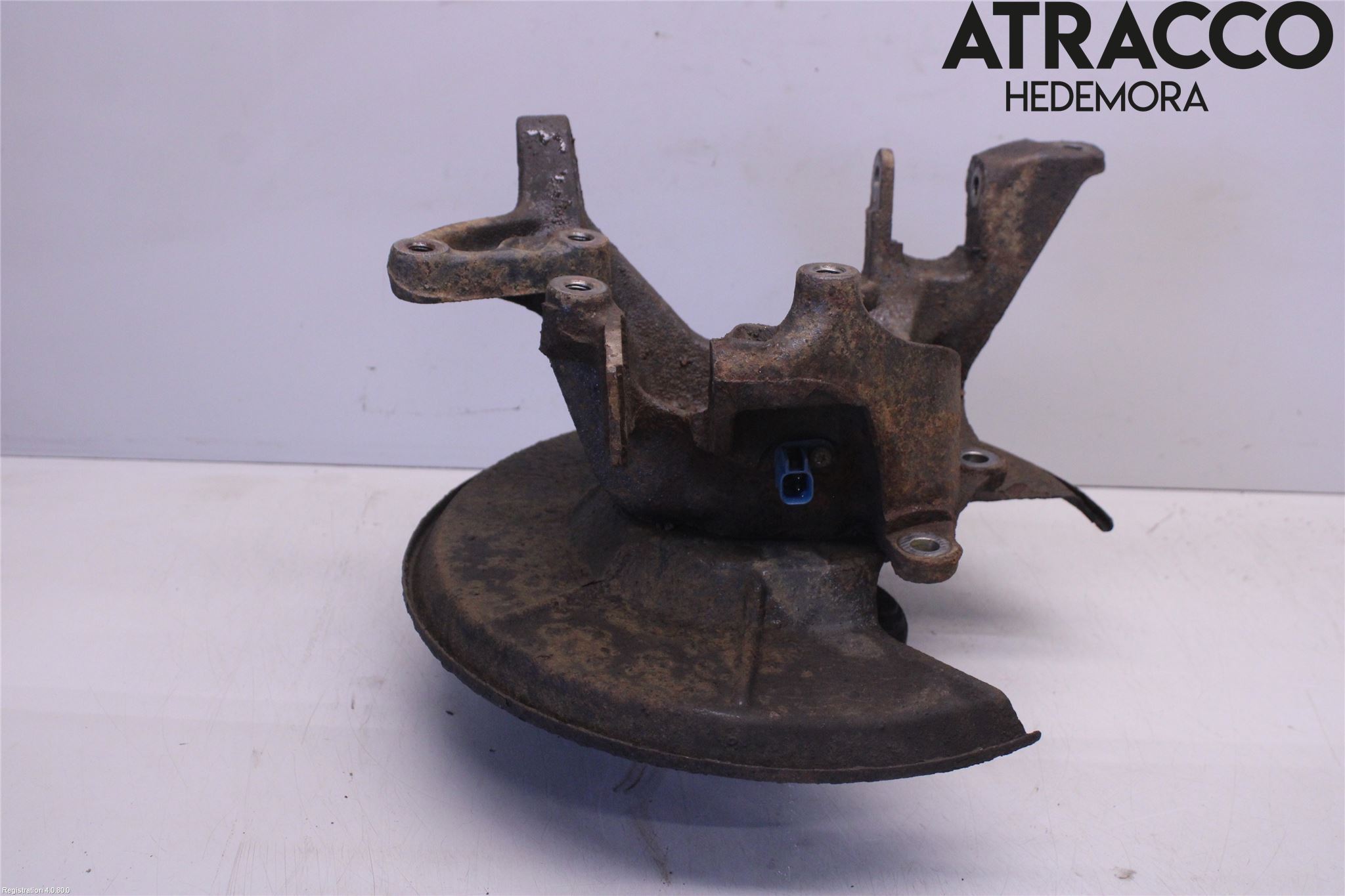 Ford KUGA 08-12 Spindel Vb
