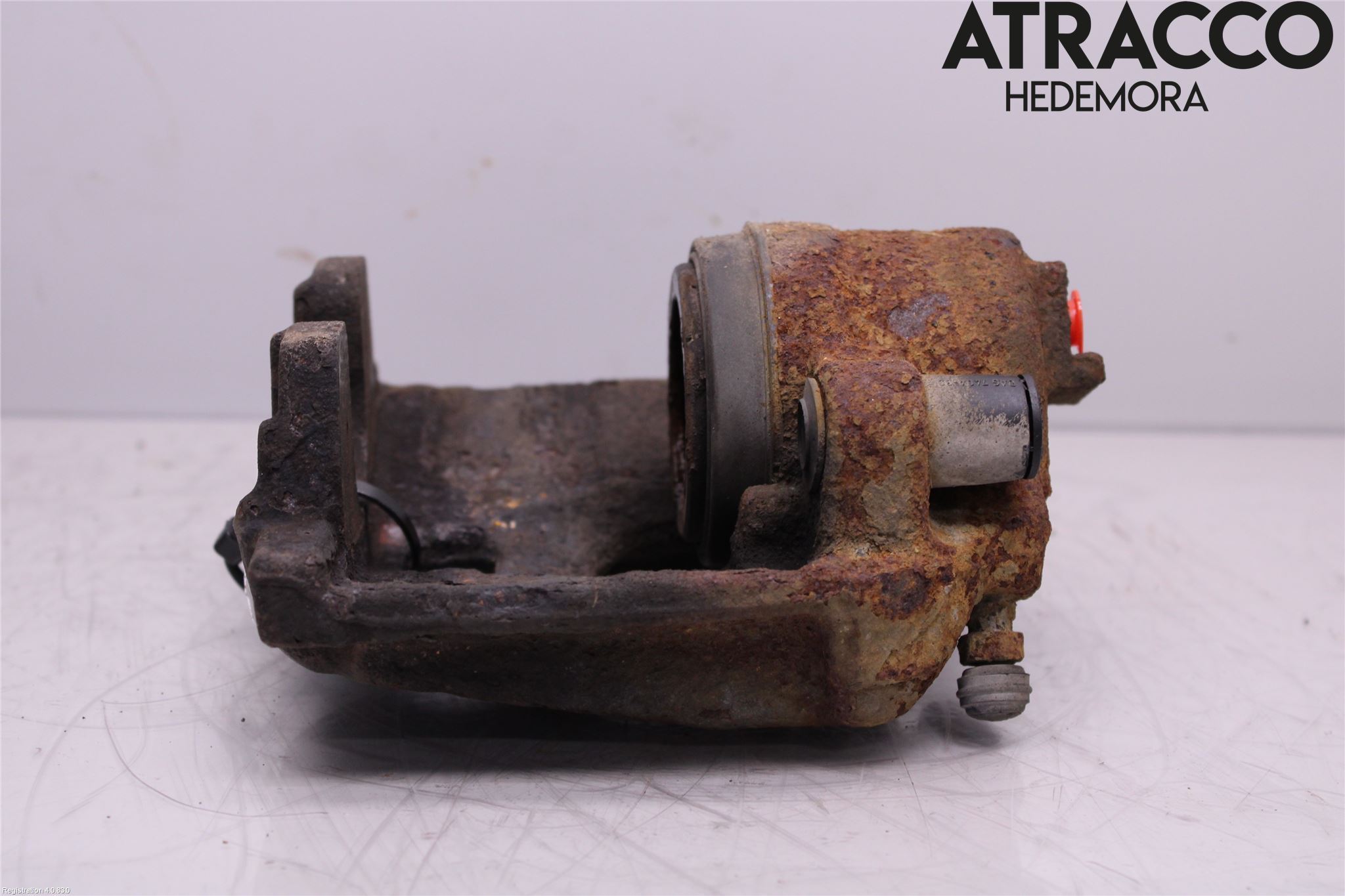 Audi Q3 8U 12-18 Bremsecaliper Foran Høyre