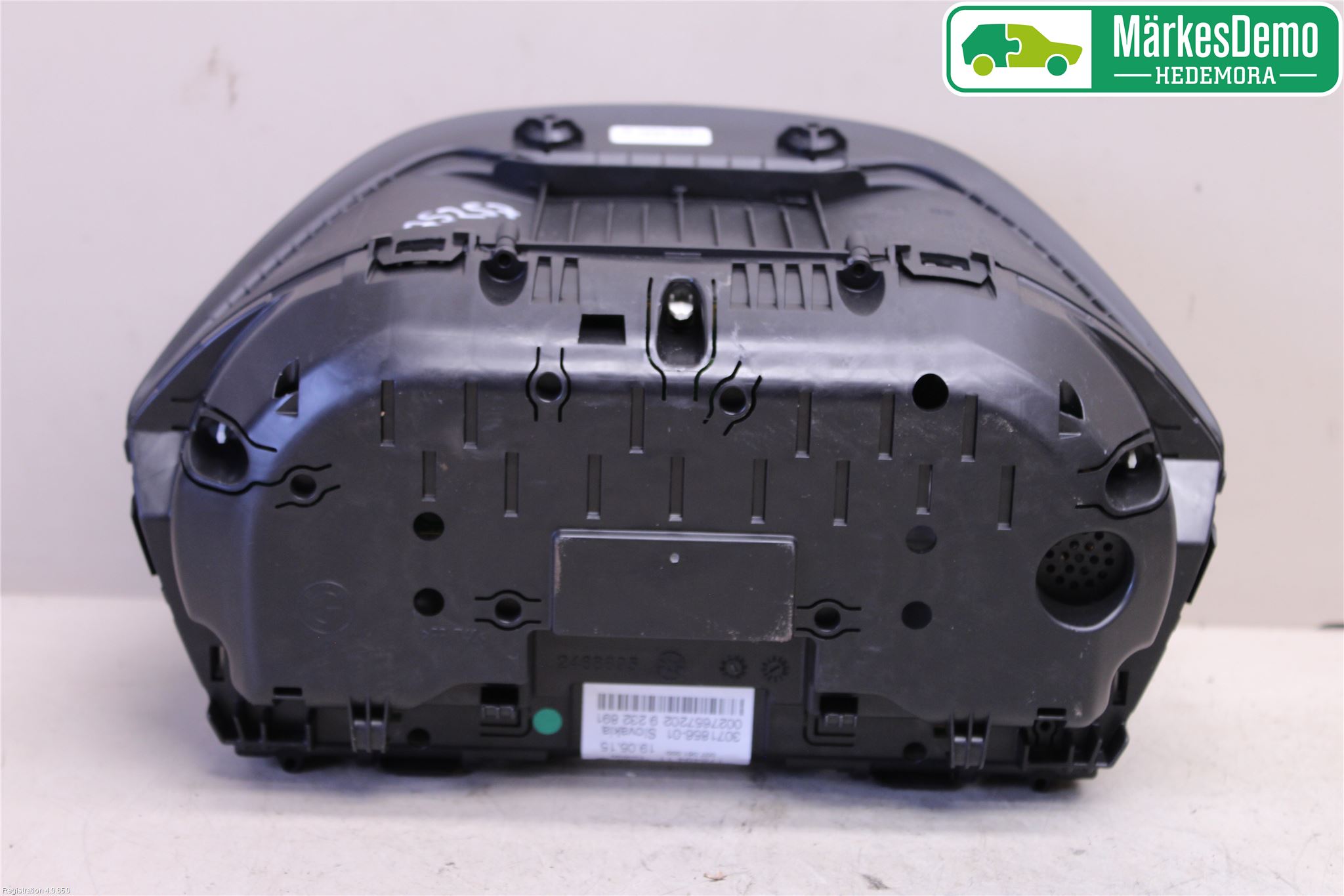 BMW 1 F20/F21 11-19 Instr Kombinert