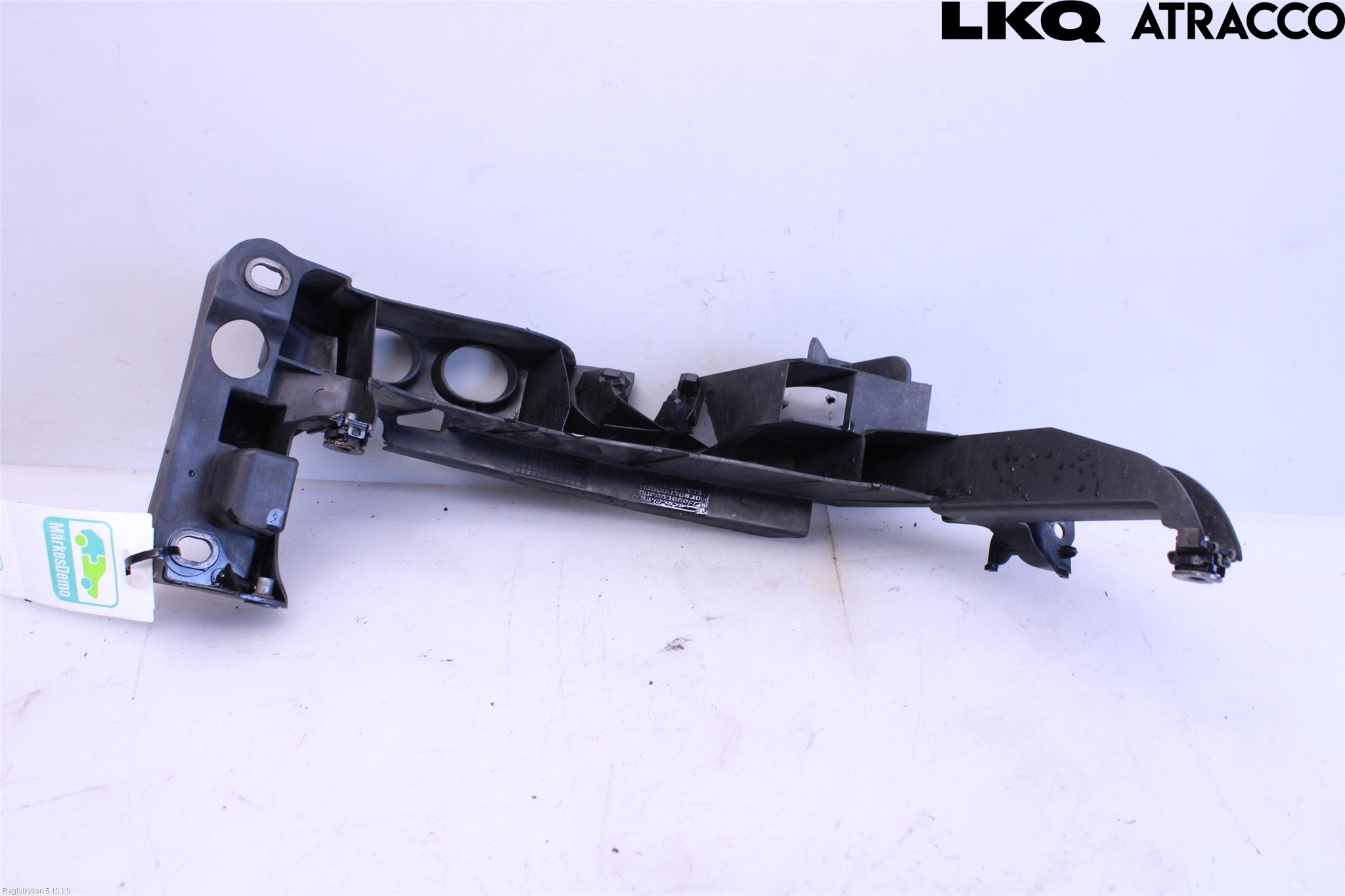 Audi A3/S3 05-13 Frontlykt Holder-Feste