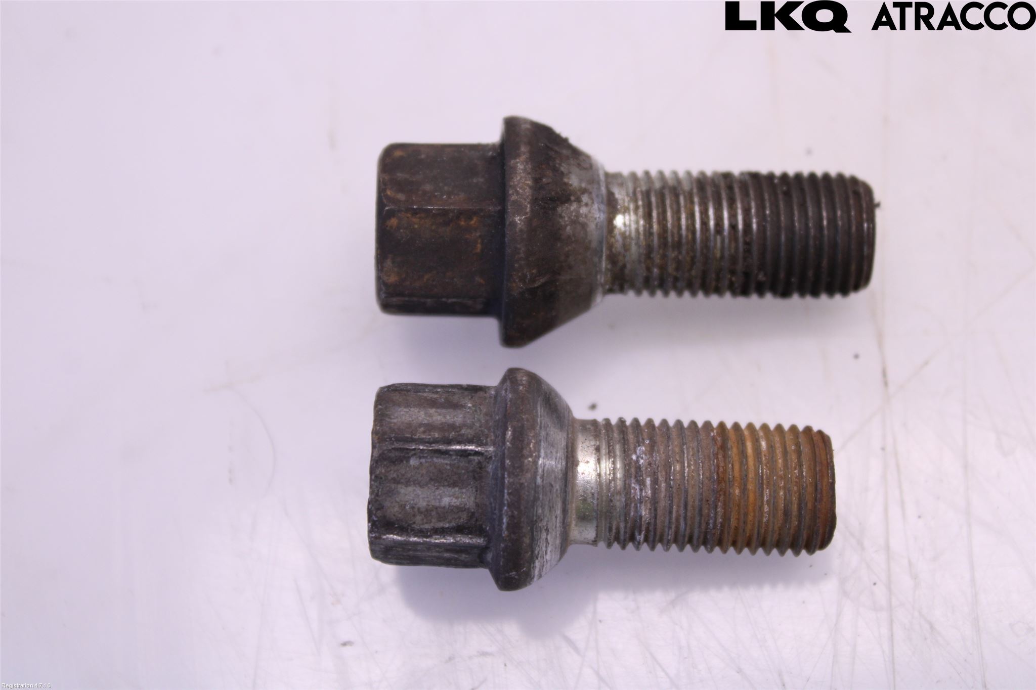 Volkswagen VW TOURAN 16- Hjulmutter - Bolt - Sett