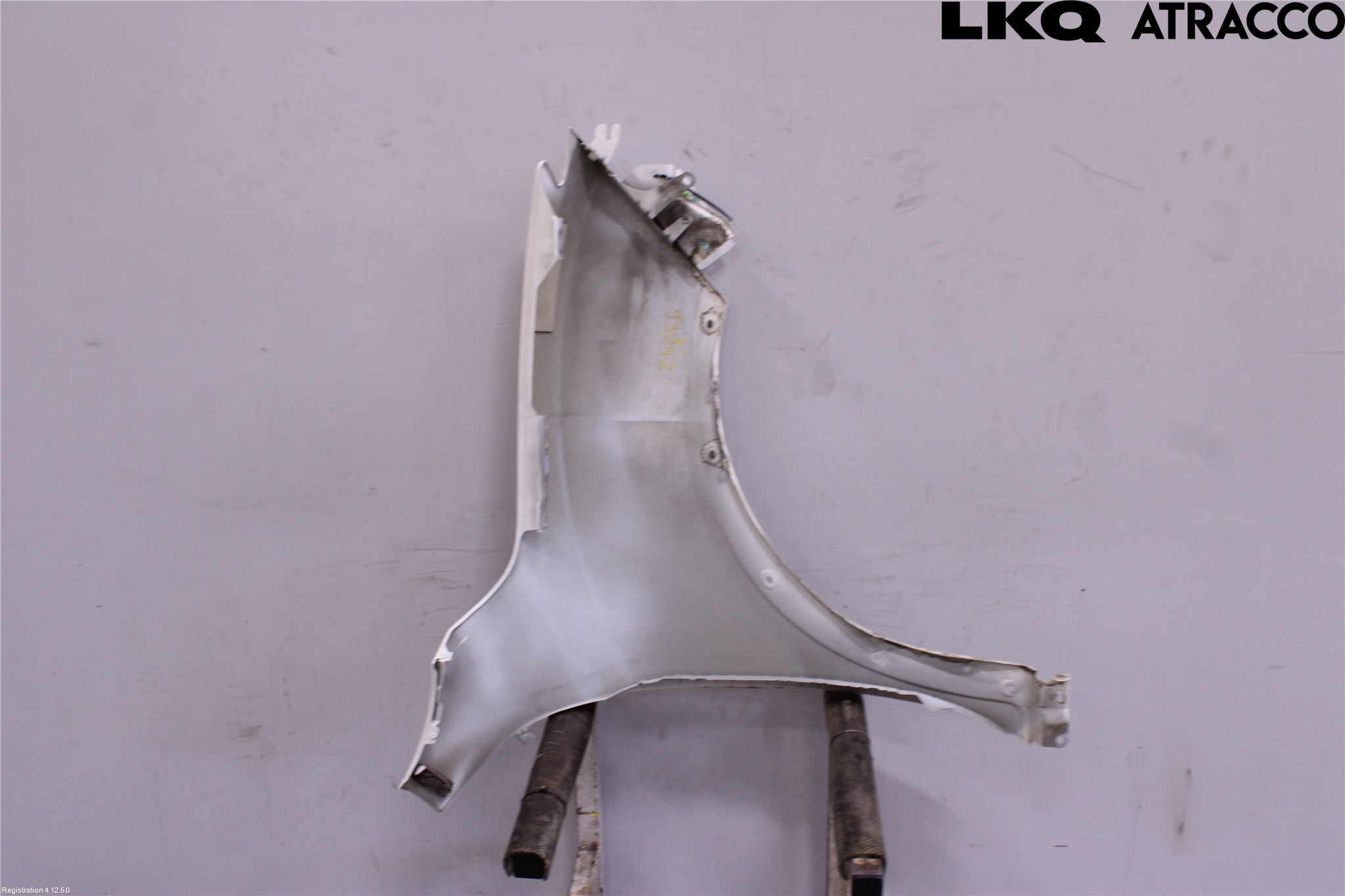 Nissan JUKE 14-19 Skjerm Foran Venstre