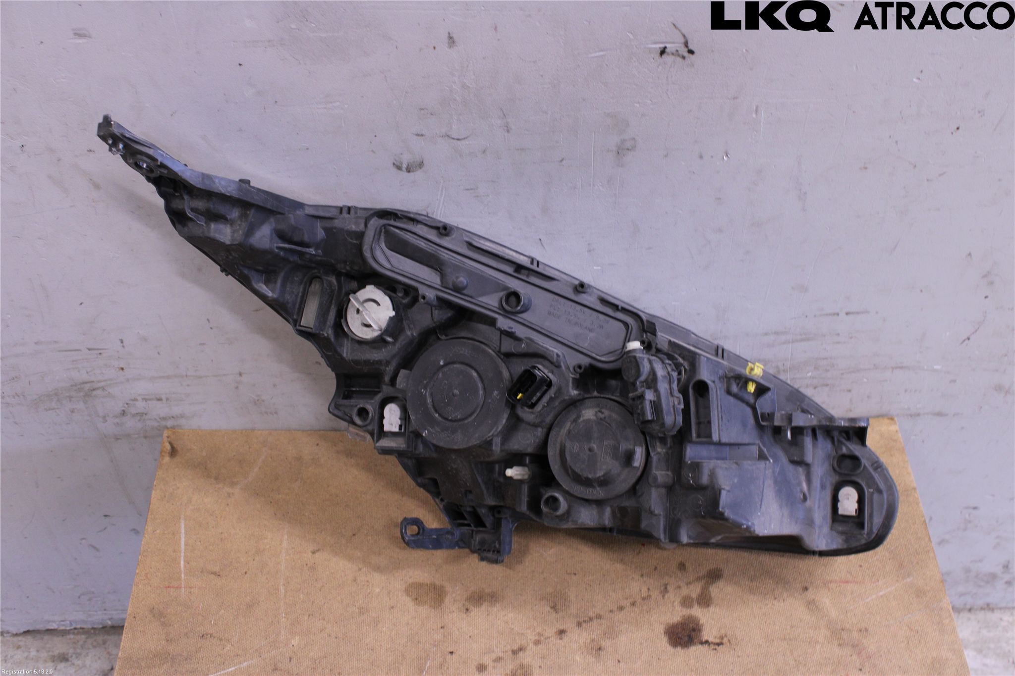 Peugeot PEUGOT 208 16-19 Frontlykt Venstre