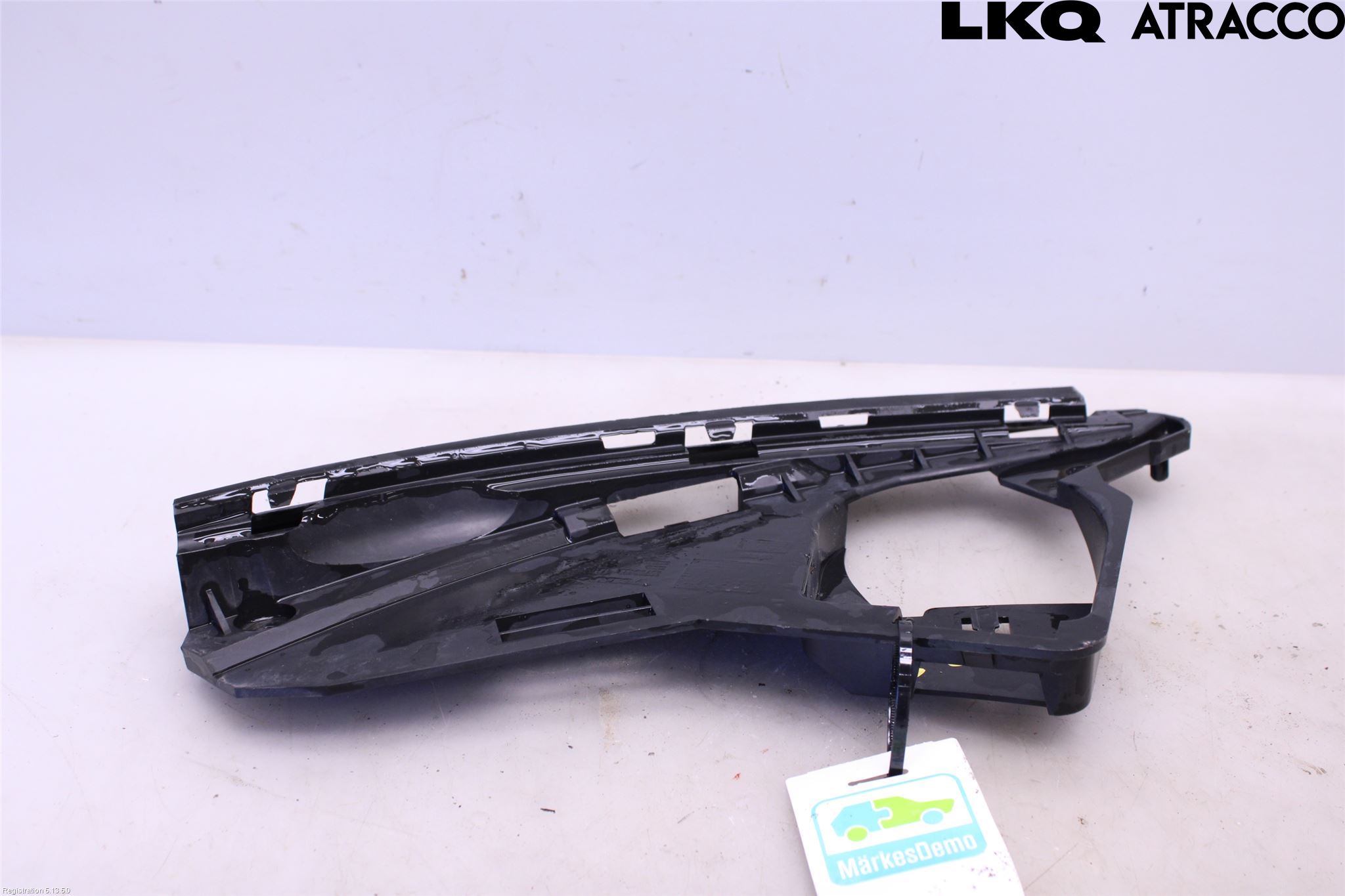 Volvo XC60 09-13 Frontlykt Holder-Feste