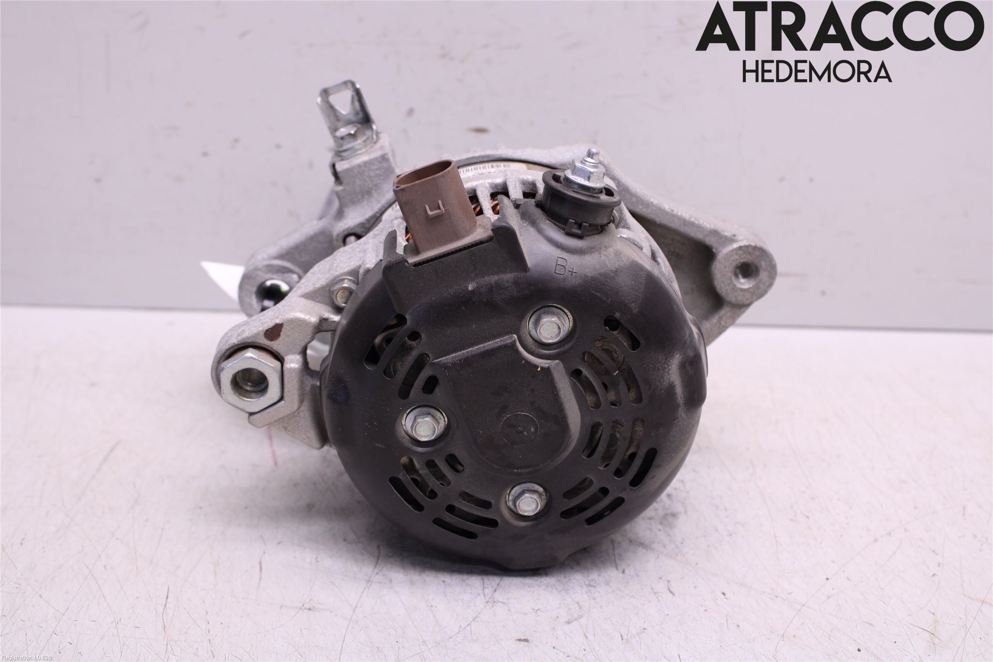 Toyota VERSO 09-18 Dynamo