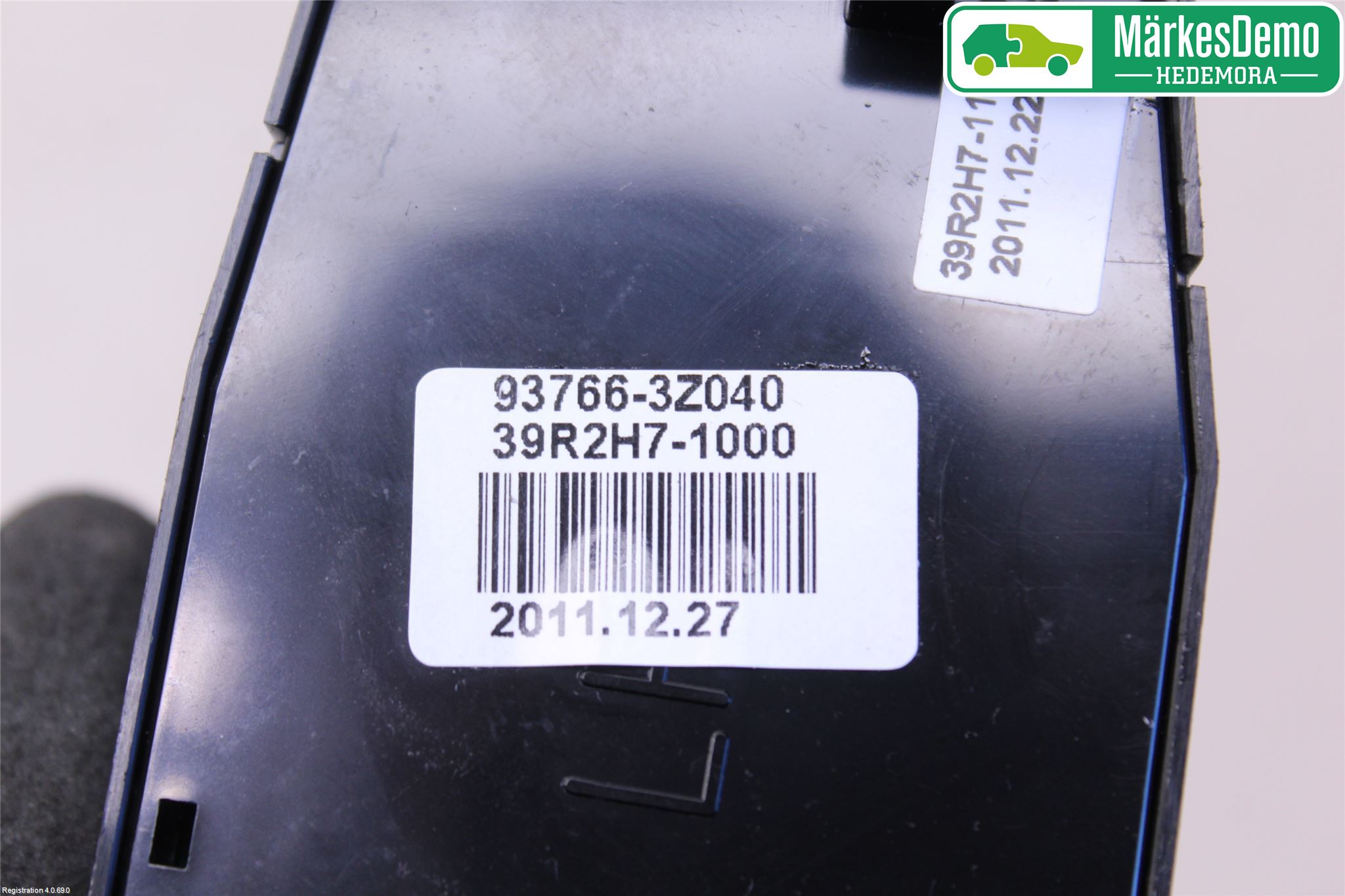 Hyundai i40 08-15 Bryter Parkeringsbrems