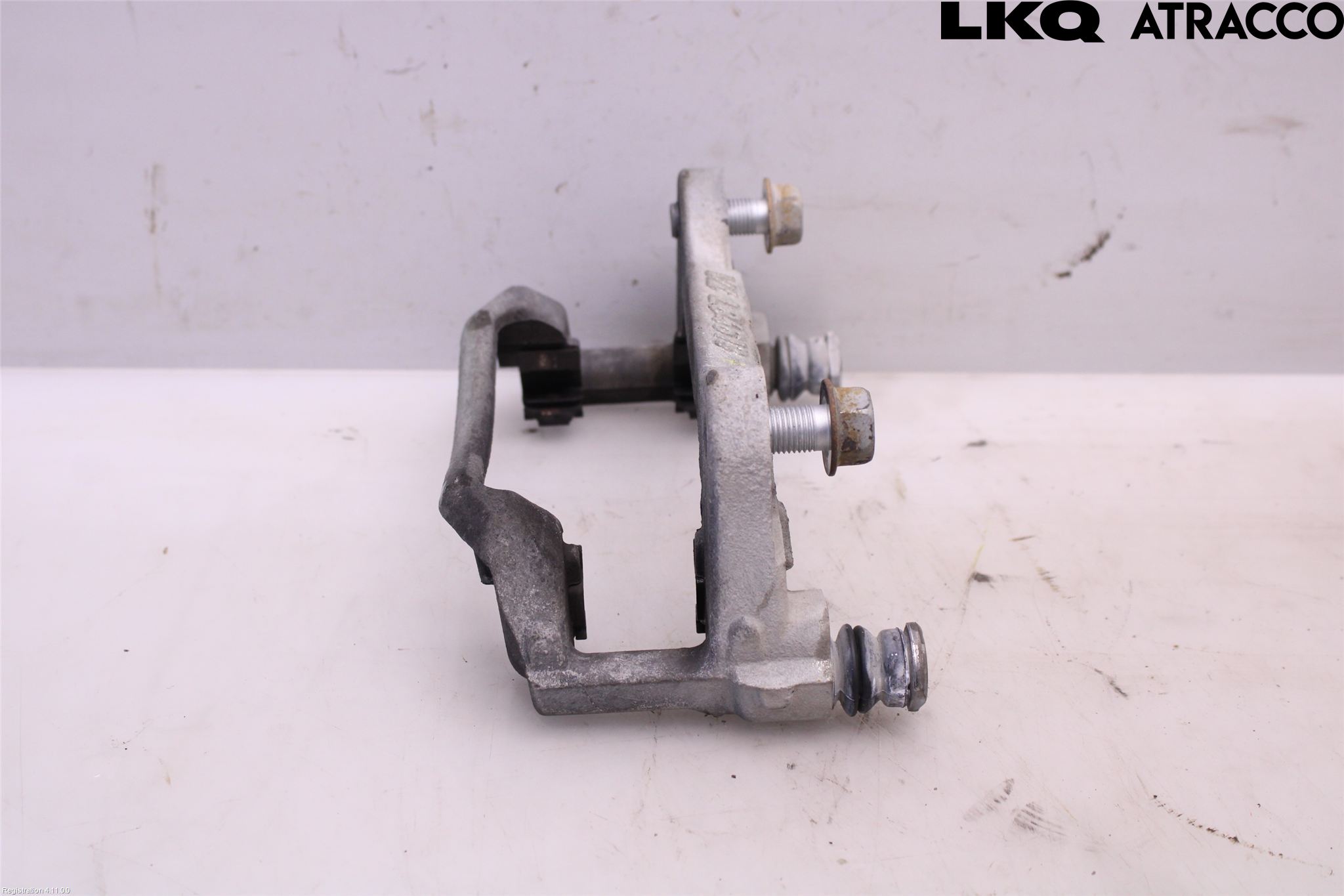 Toyota YARIS CROSS XP21 21- Bremsecaliper Feste Holder
