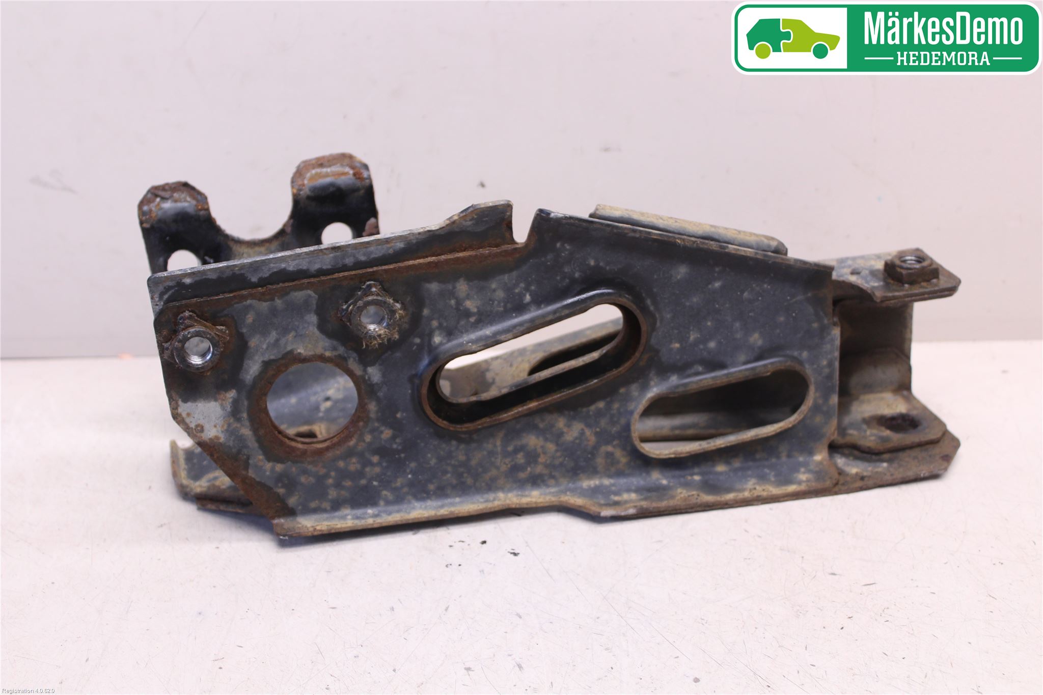 Opel MOVANO A 99-10 Støtfanger Foran Feste