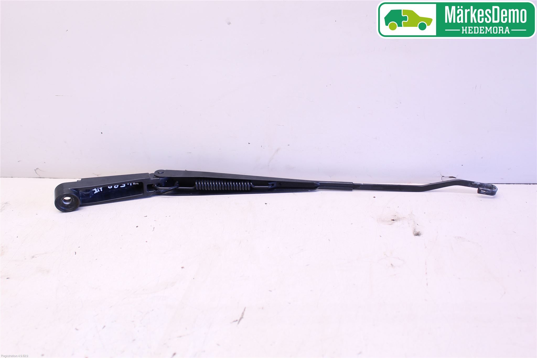 Nissan NAVARA 05-16 Viskerarm-Armer Frontrute