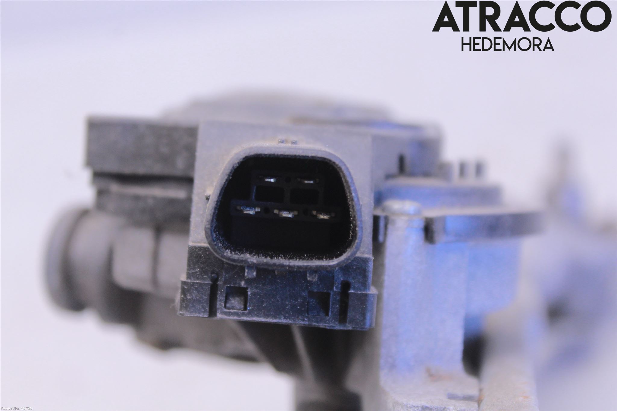 Toyota AVENSIS 03-06 Viskermotor Frontrute