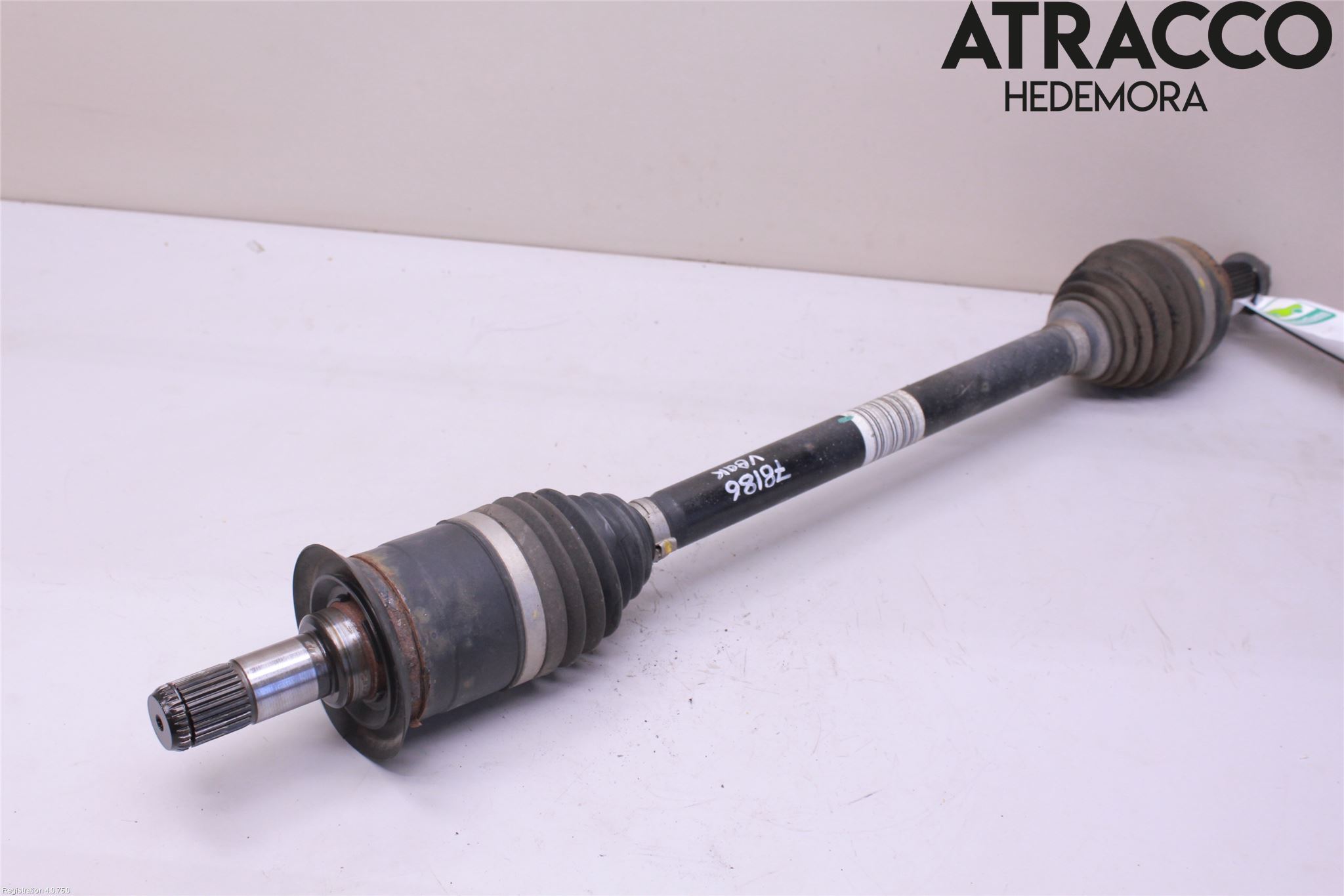 BMW 4 F32/F33/F82/F83 13-20 Drivaksel Bak Kompl Venstre