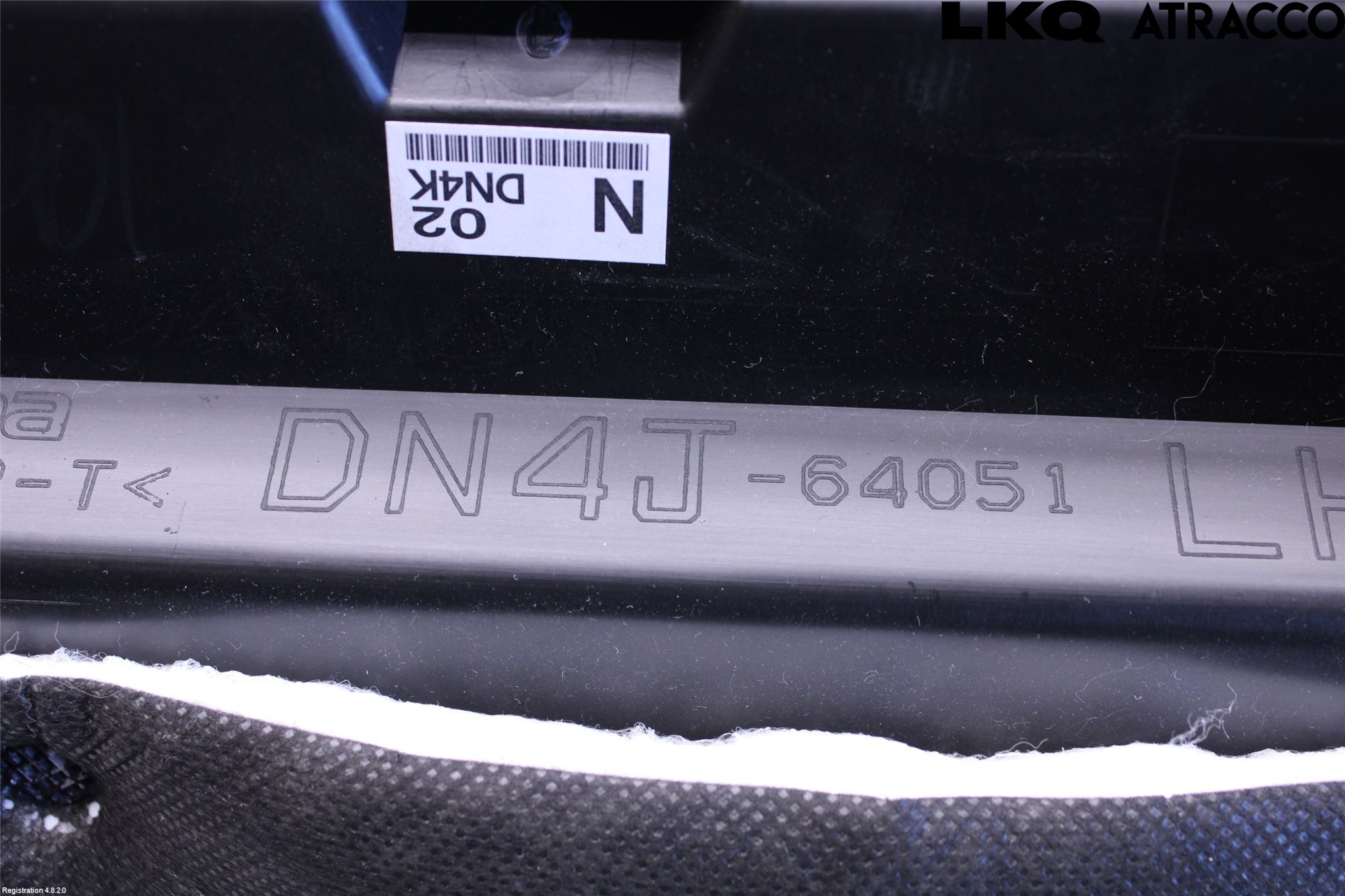 Mazda MX-30 20- Innr Hanskerom Lokk