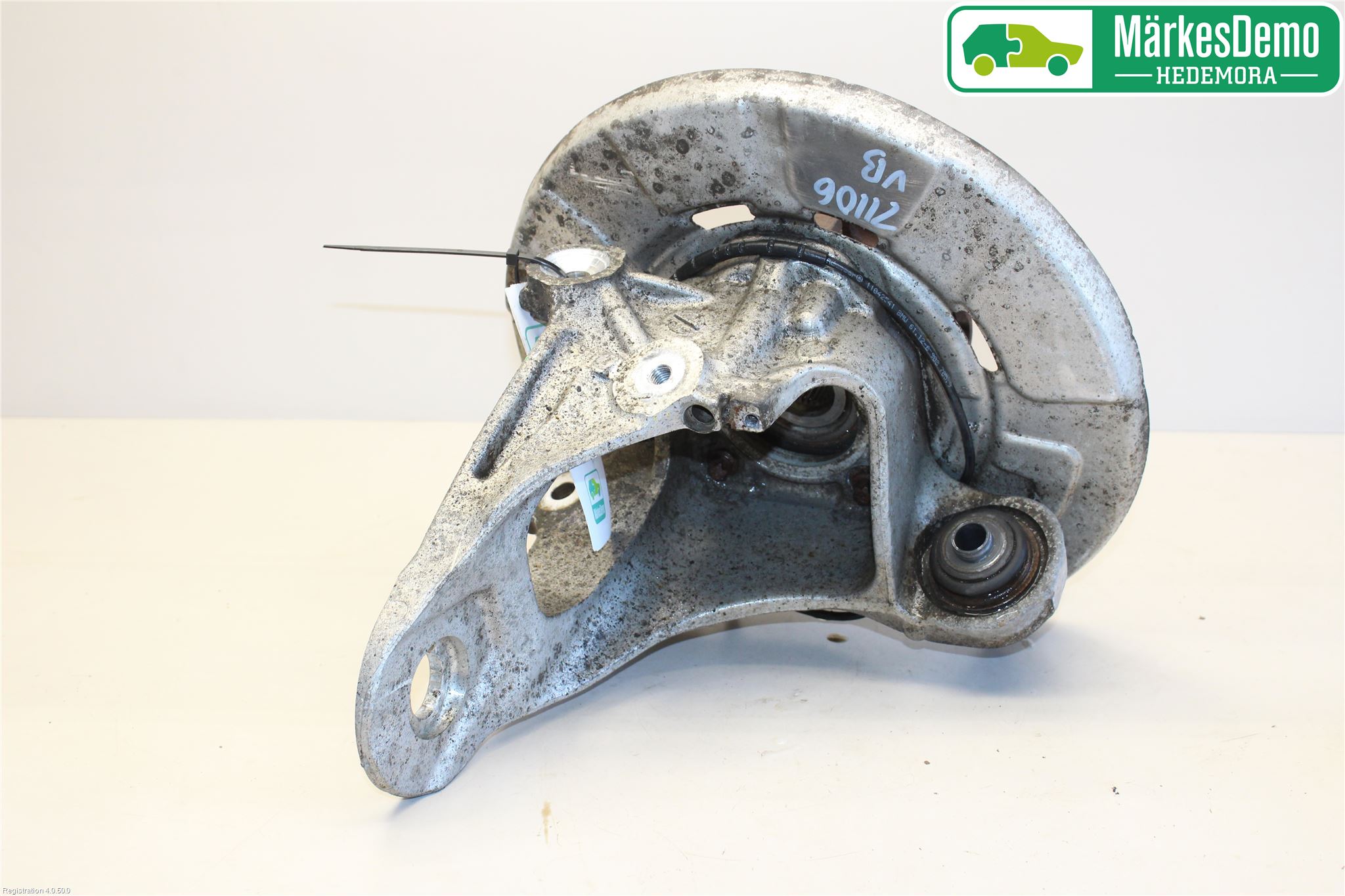 BMW X6 E71/E72   08-14 Spindel Vb